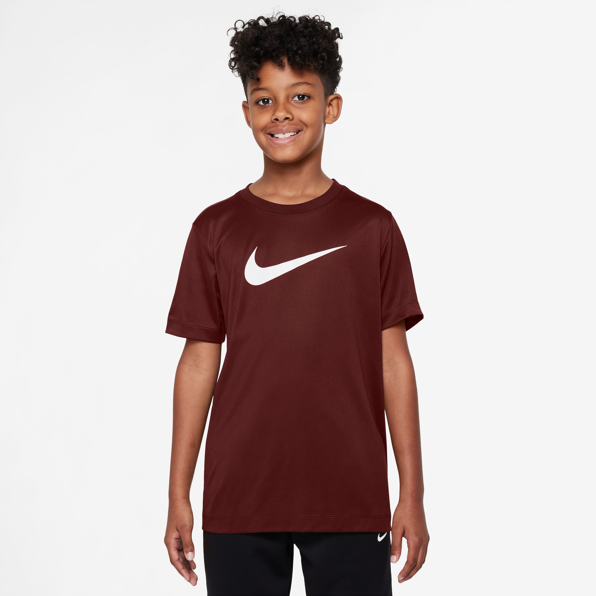 Camiseta Dri-FIT Nike Legend Swoosh Infantil - Foto 2