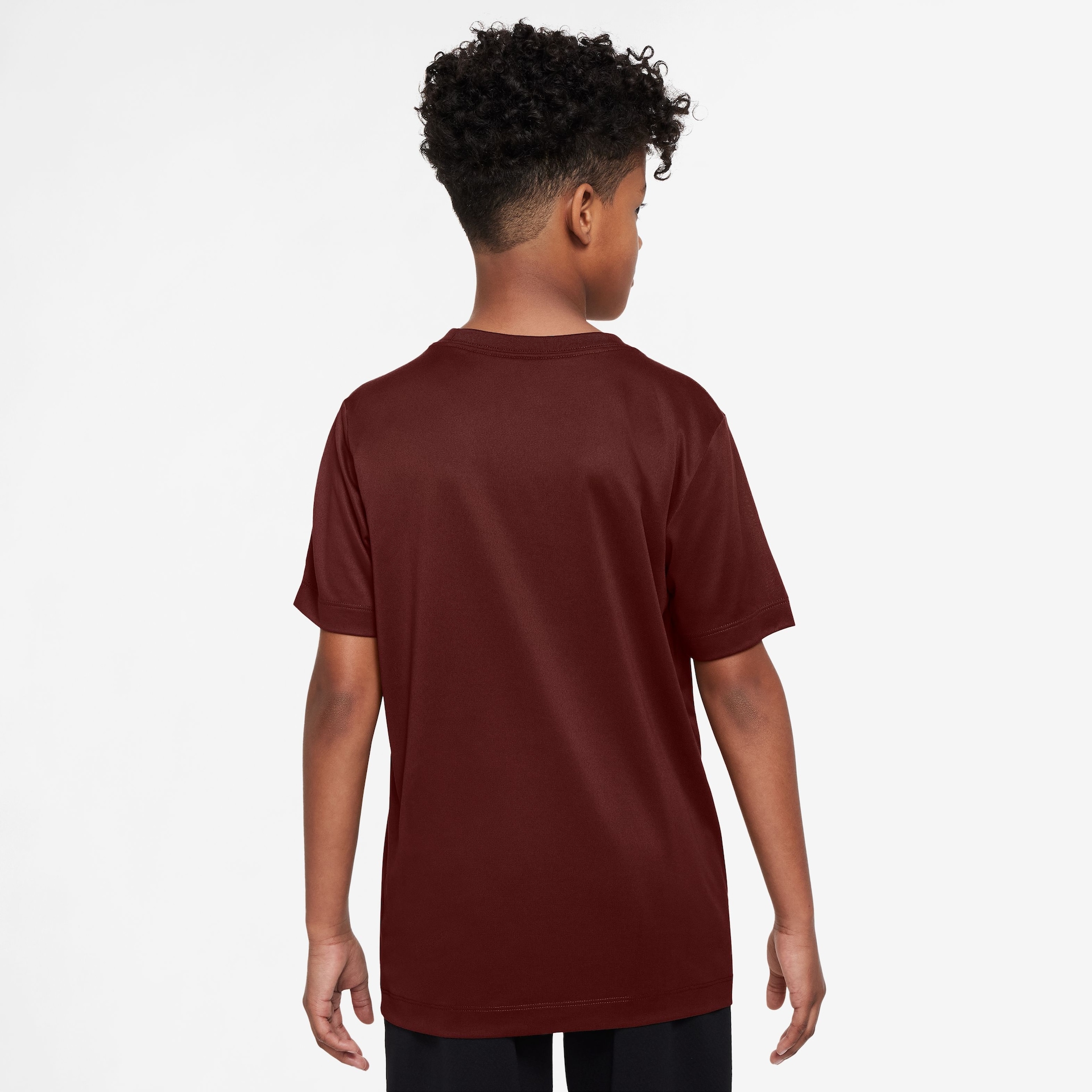Camiseta Dri-FIT Nike Legend Swoosh Infantil - Foto 3