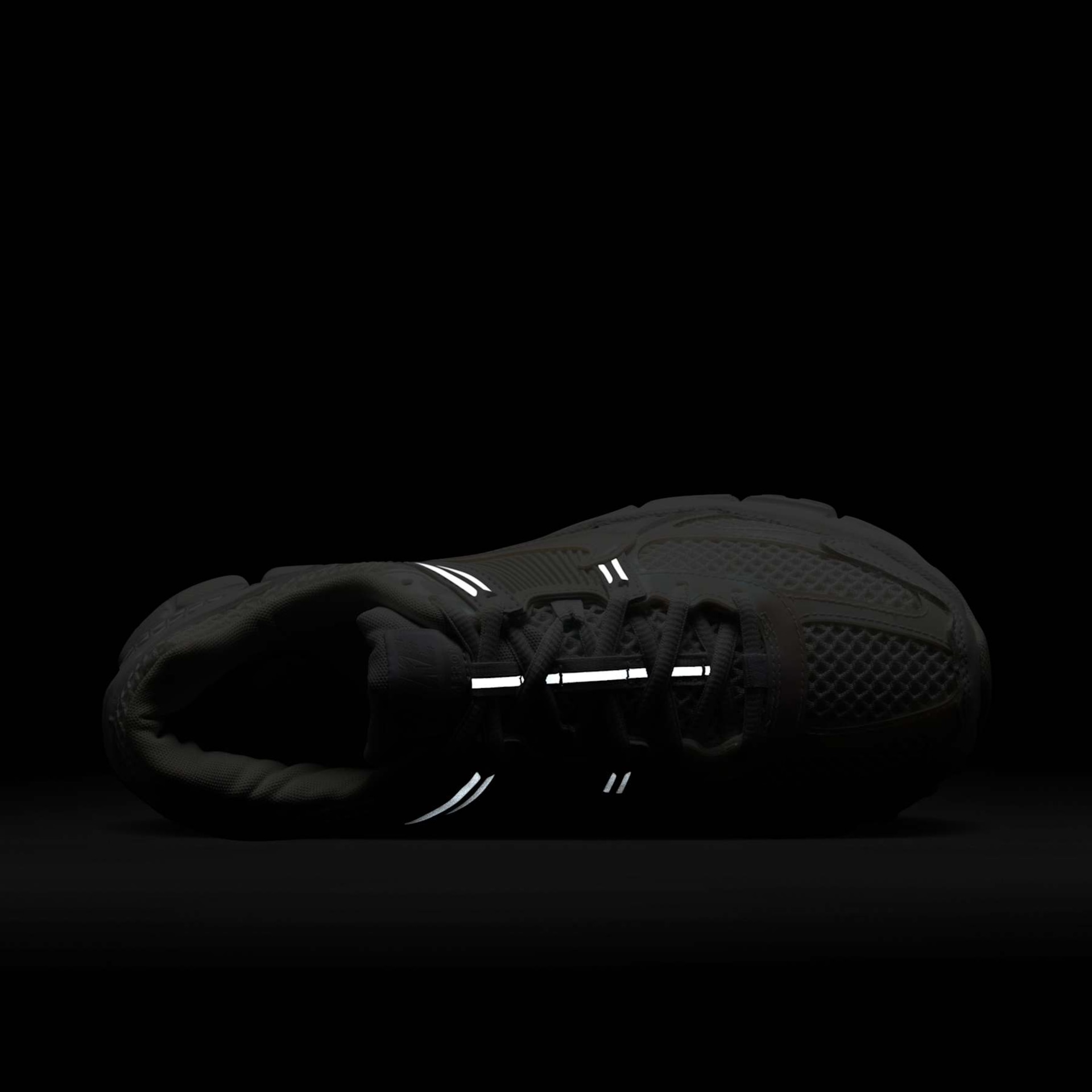 Tênis Nike Zoom Vomero 5 SE Feminino - Foto 9