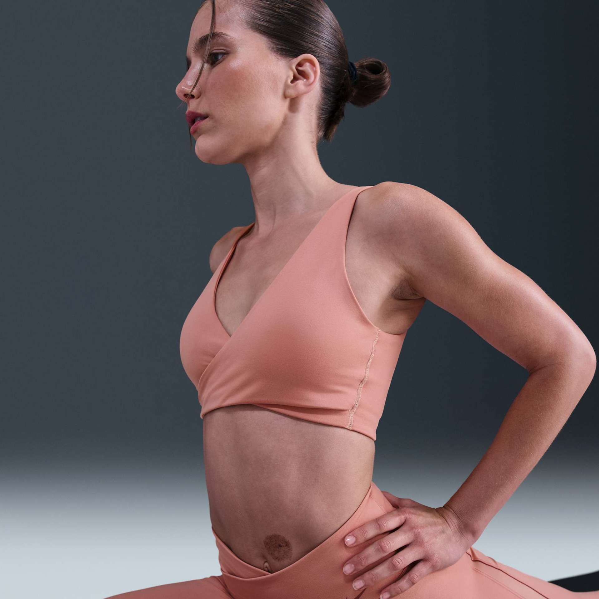 Top Nike Capsule Feminino - Foto 3