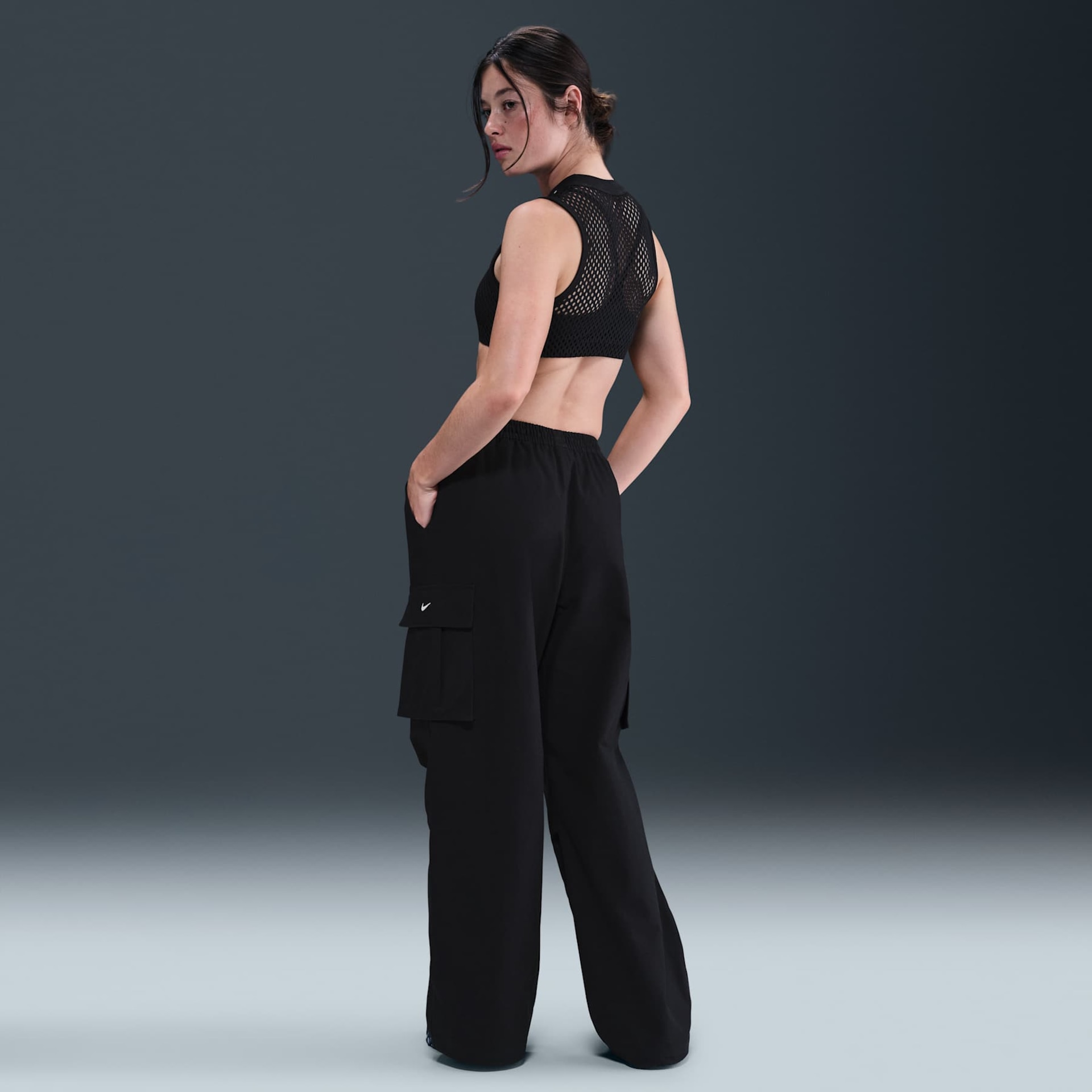 Calça Cargo Nike Sportswear Woven Feminina - Foto 4