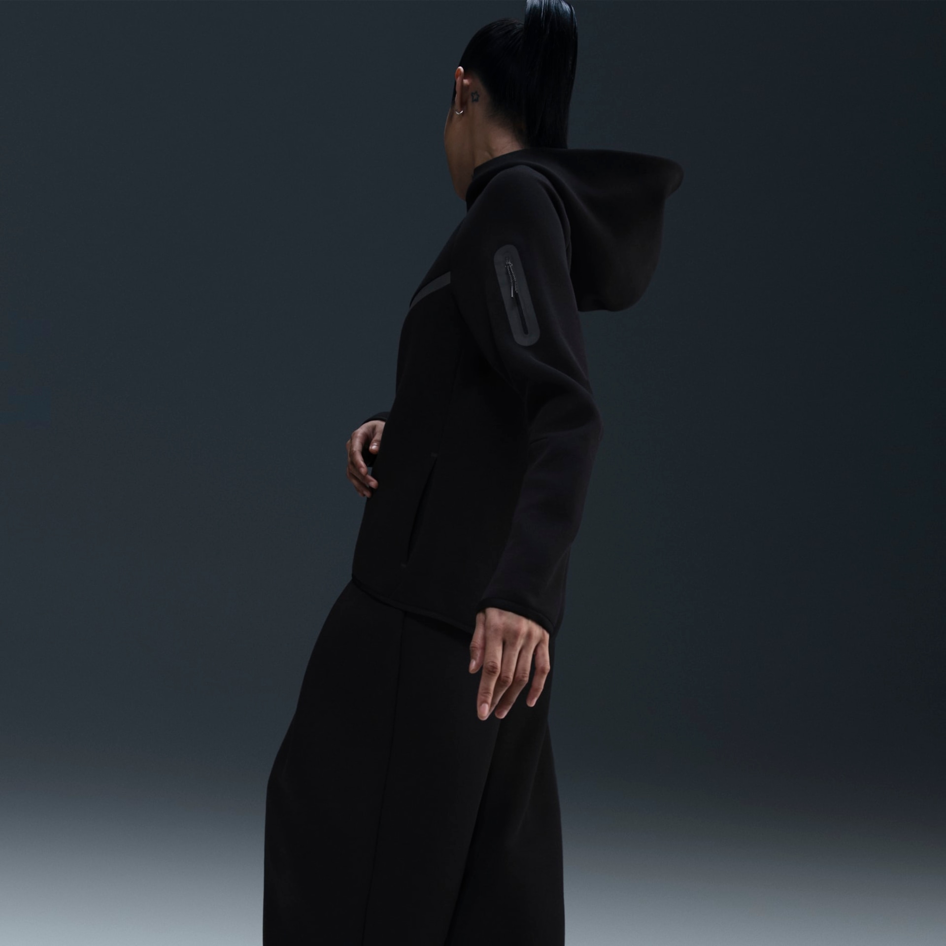 Jaqueta Nike Sportswear Fleece Windrunner Feminina - Foto 3