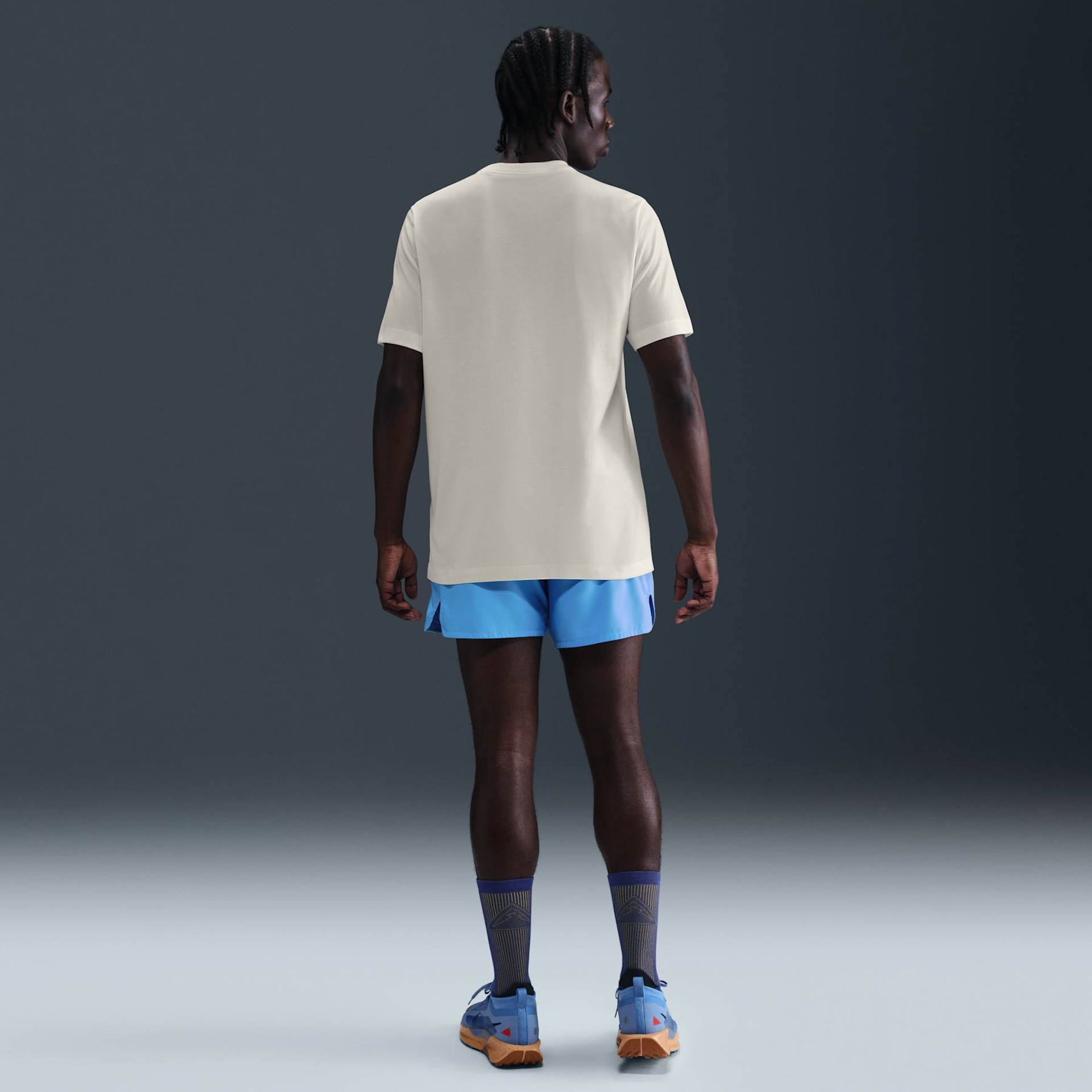 Camiseta Dri-FIT Nike Trail Energy Masculina - Foto 5