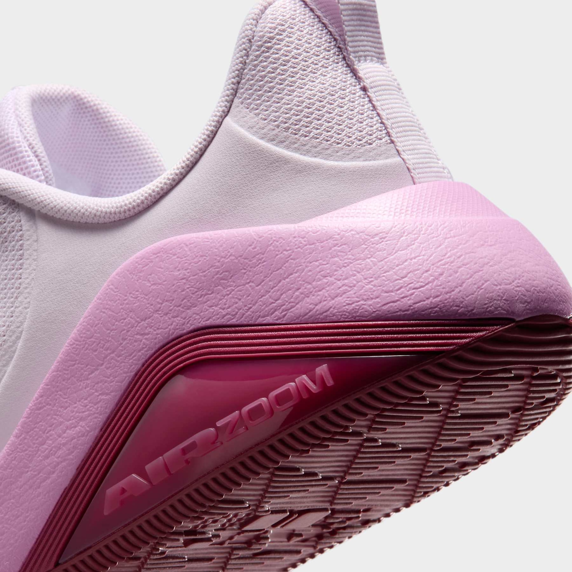 Tênis Nike Air Zoom Bella 7 Feminino - Foto 8
