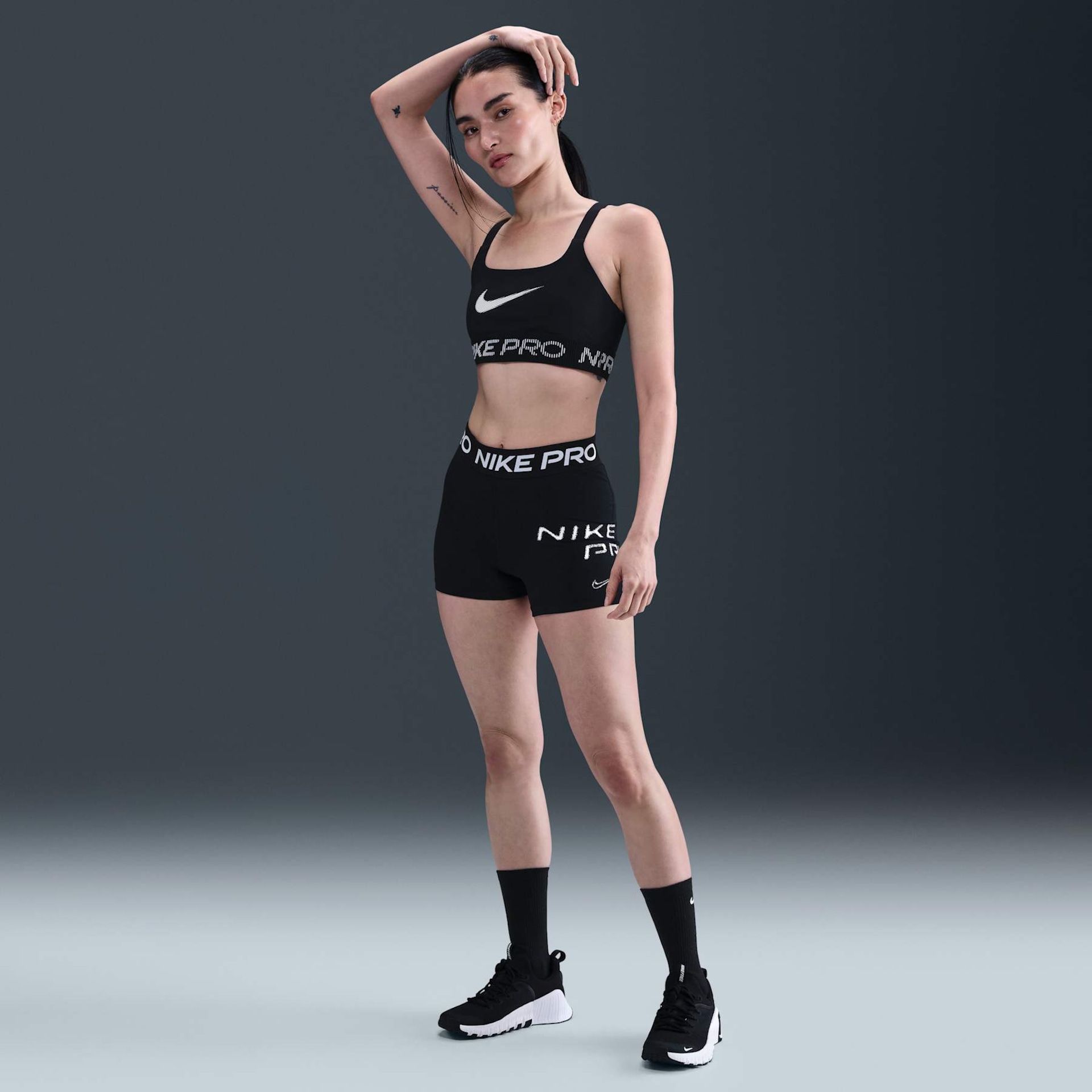 Top Nike Pro Feminino - Foto 4