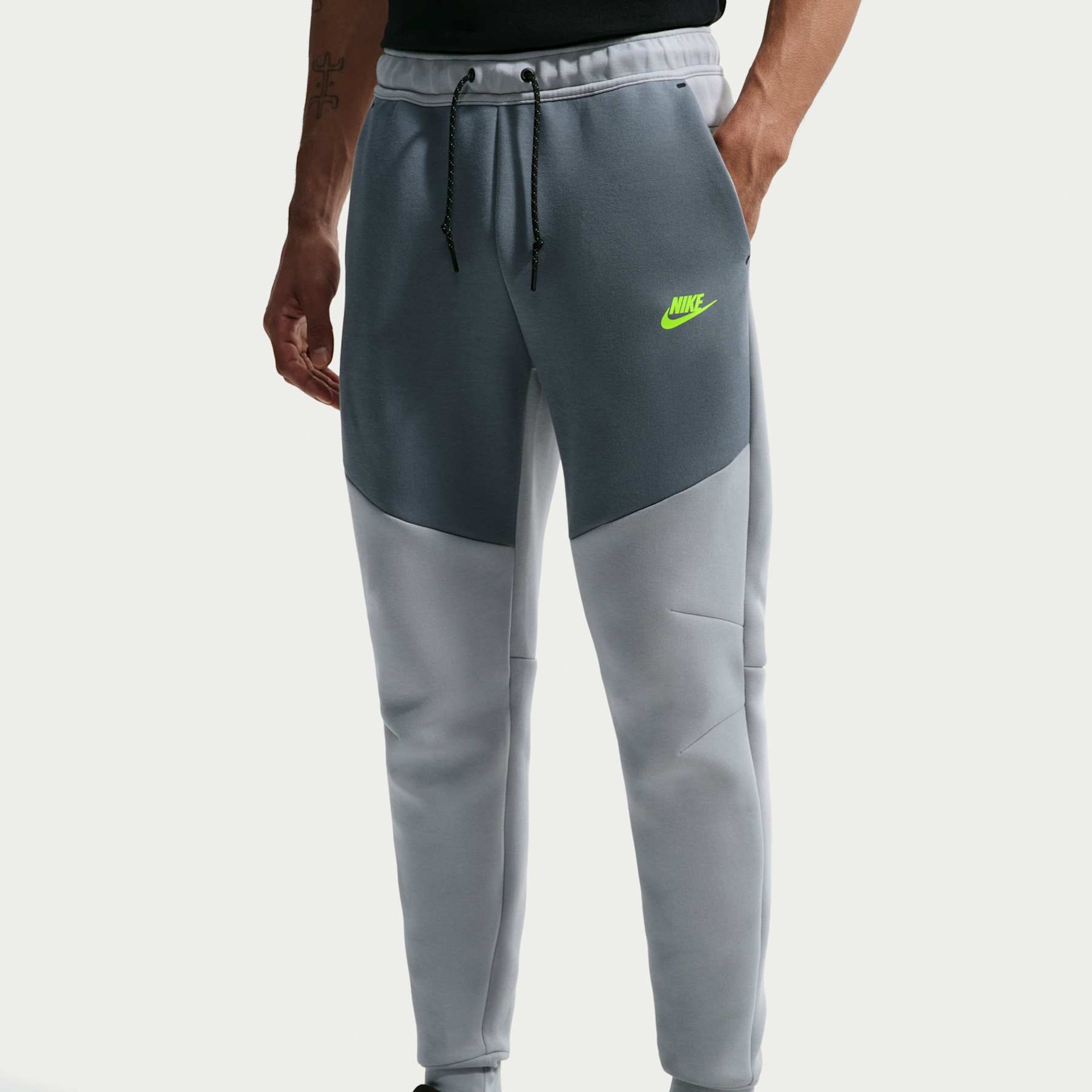 Calça Nike Sportswear Tech Fleece Masculina - Foto 2