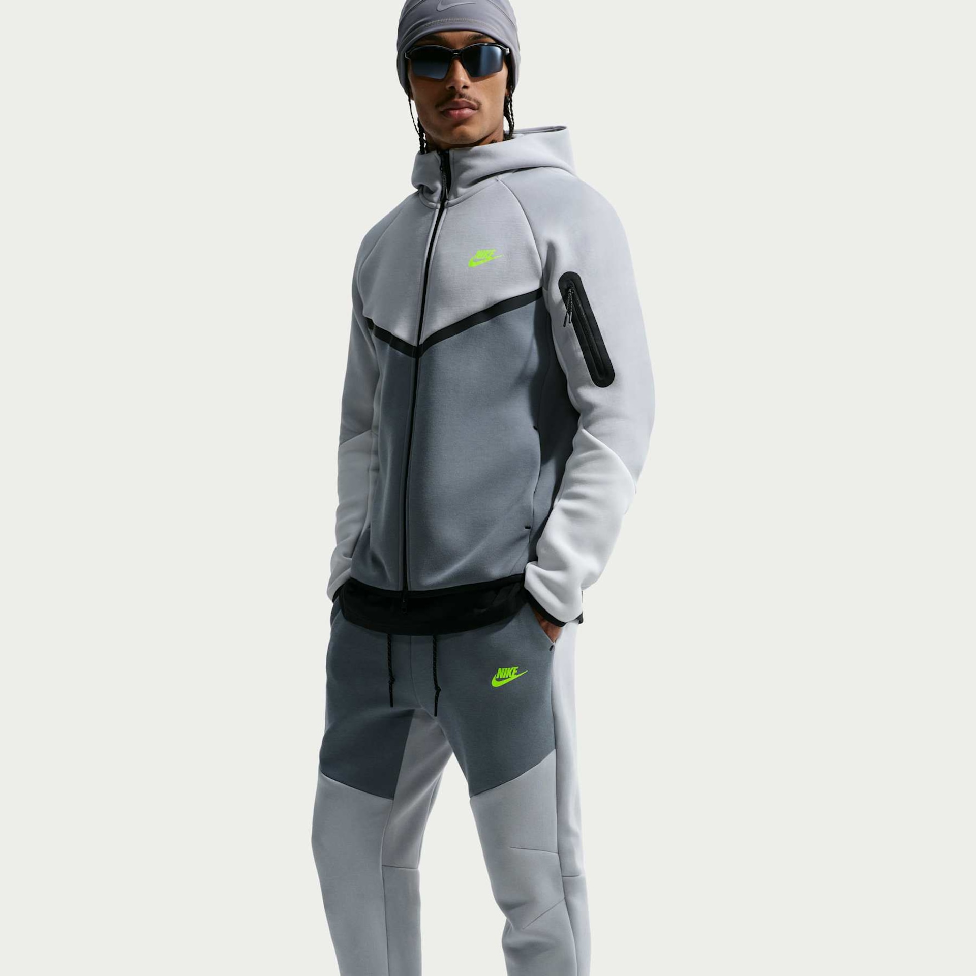 Calça Nike Sportswear Tech Fleece Masculina - Foto 4
