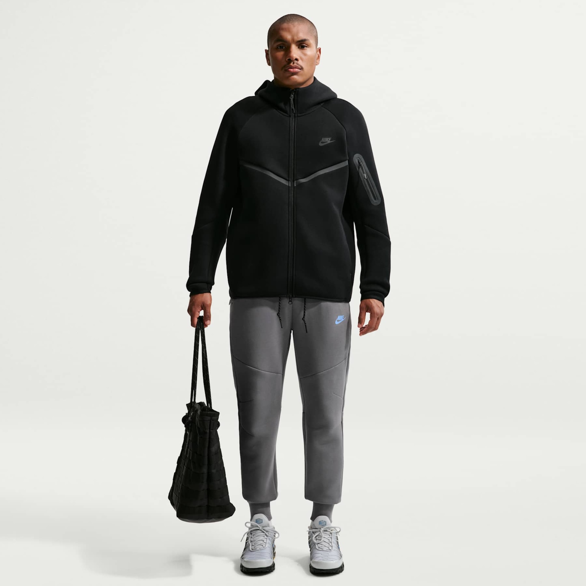 Calça Nike Sportswear Tech Fleece Masculina - Foto 1