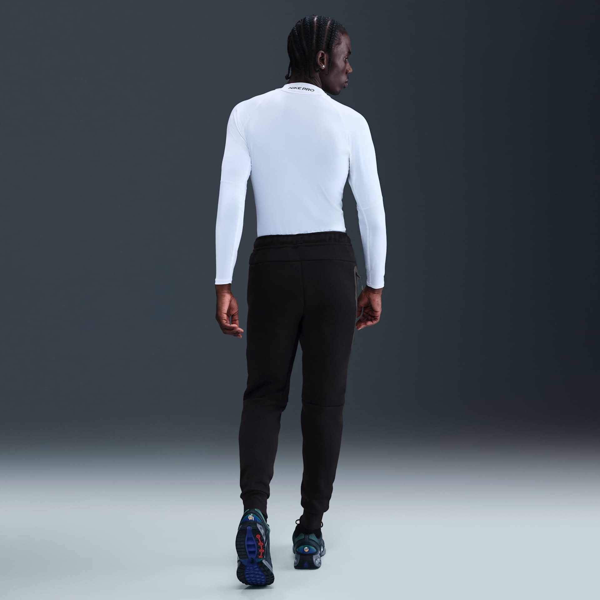 Calça Nike Sportswear Tech Fleece Masculina - Foto 12