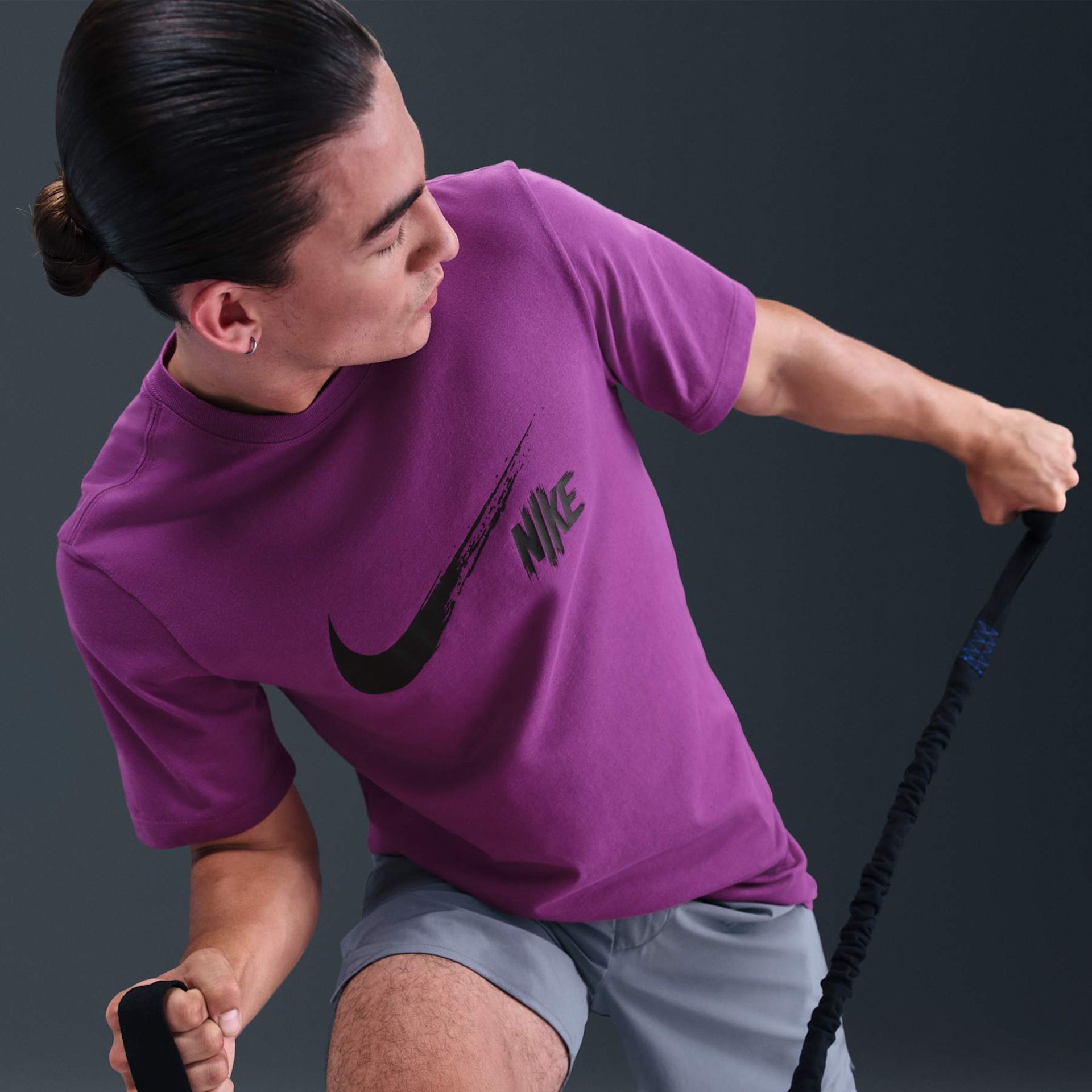 Camiseta Dri-FIT Nike Heritage Masculina - Foto 3