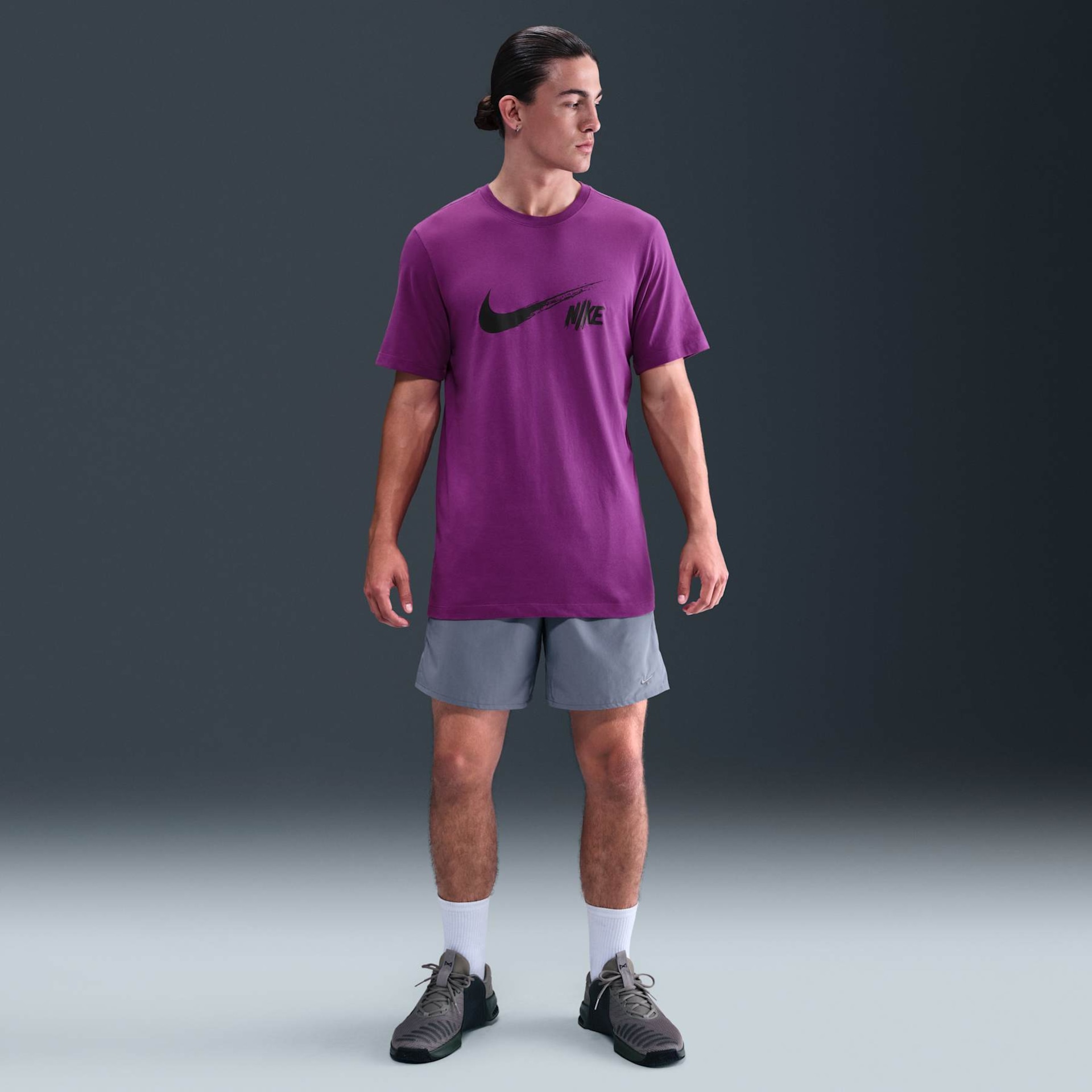 Camiseta Dri-FIT Nike Heritage Masculina - Foto 4