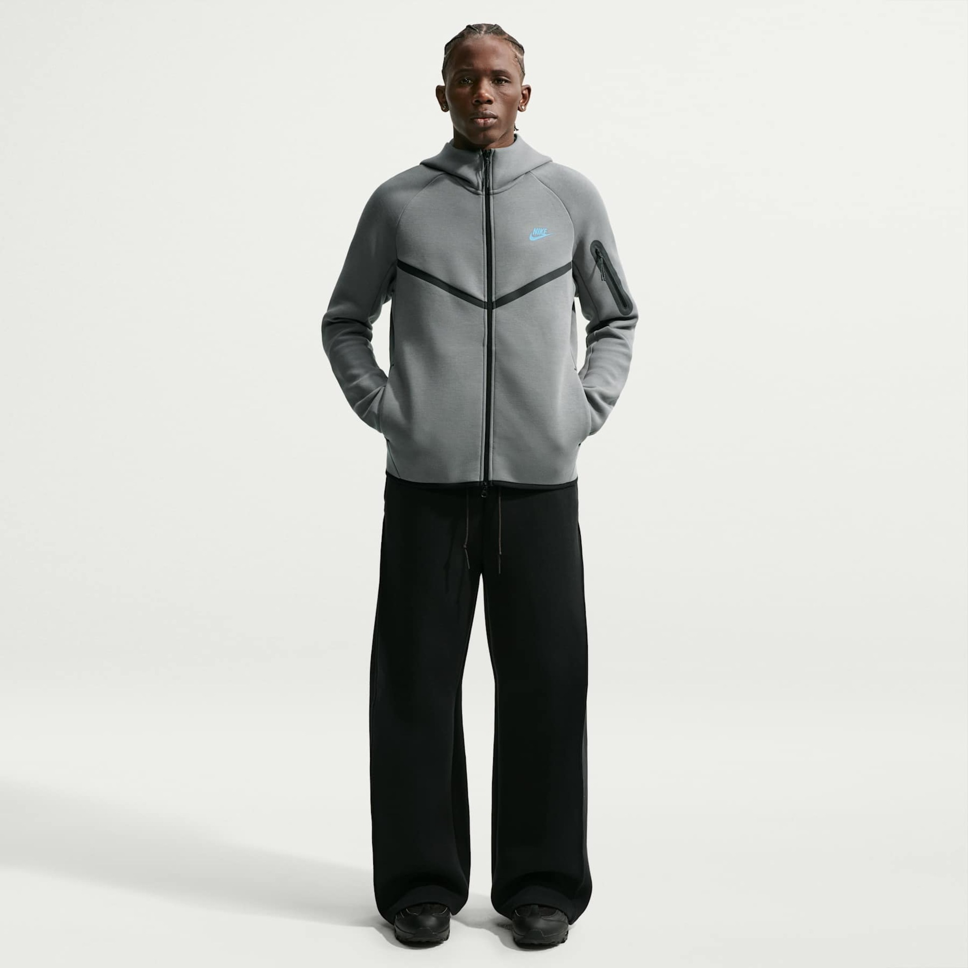 Jaqueta Nike Sportswear Tech Windrunner Masculina - Foto 4