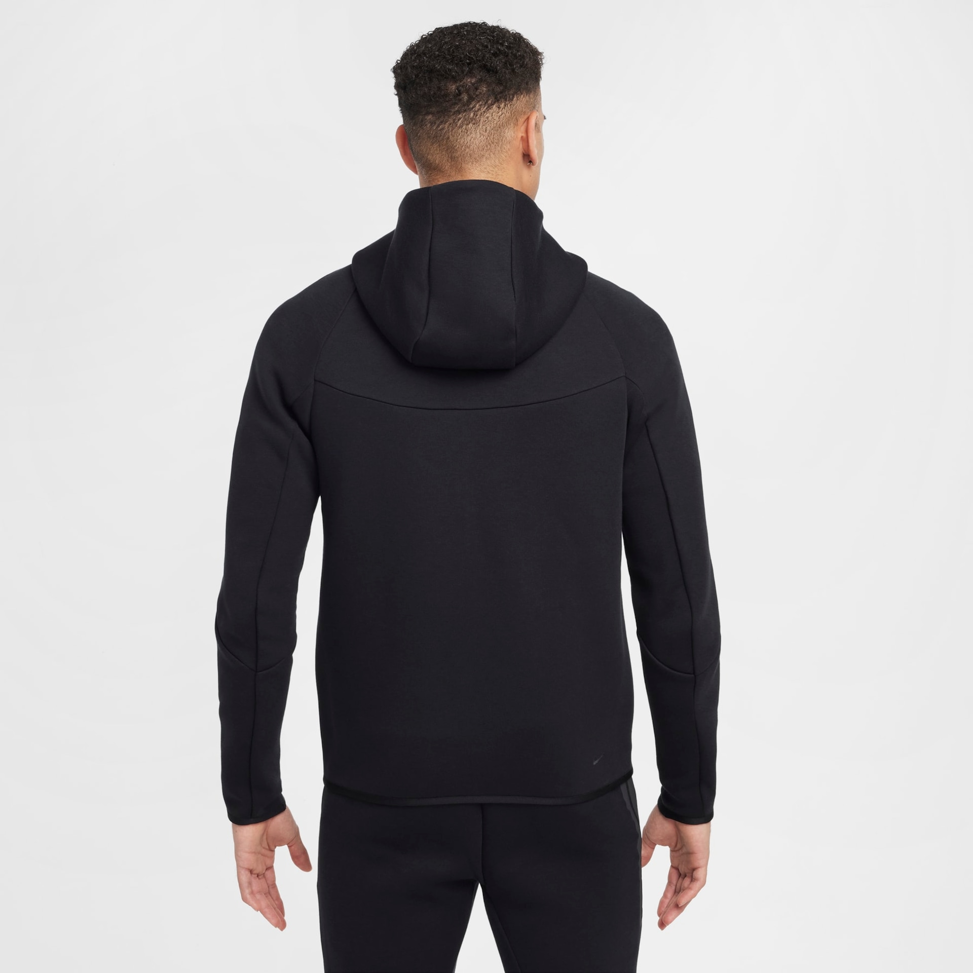Jaqueta Nike Sportswear Tech Windrunner Masculina - Foto 2
