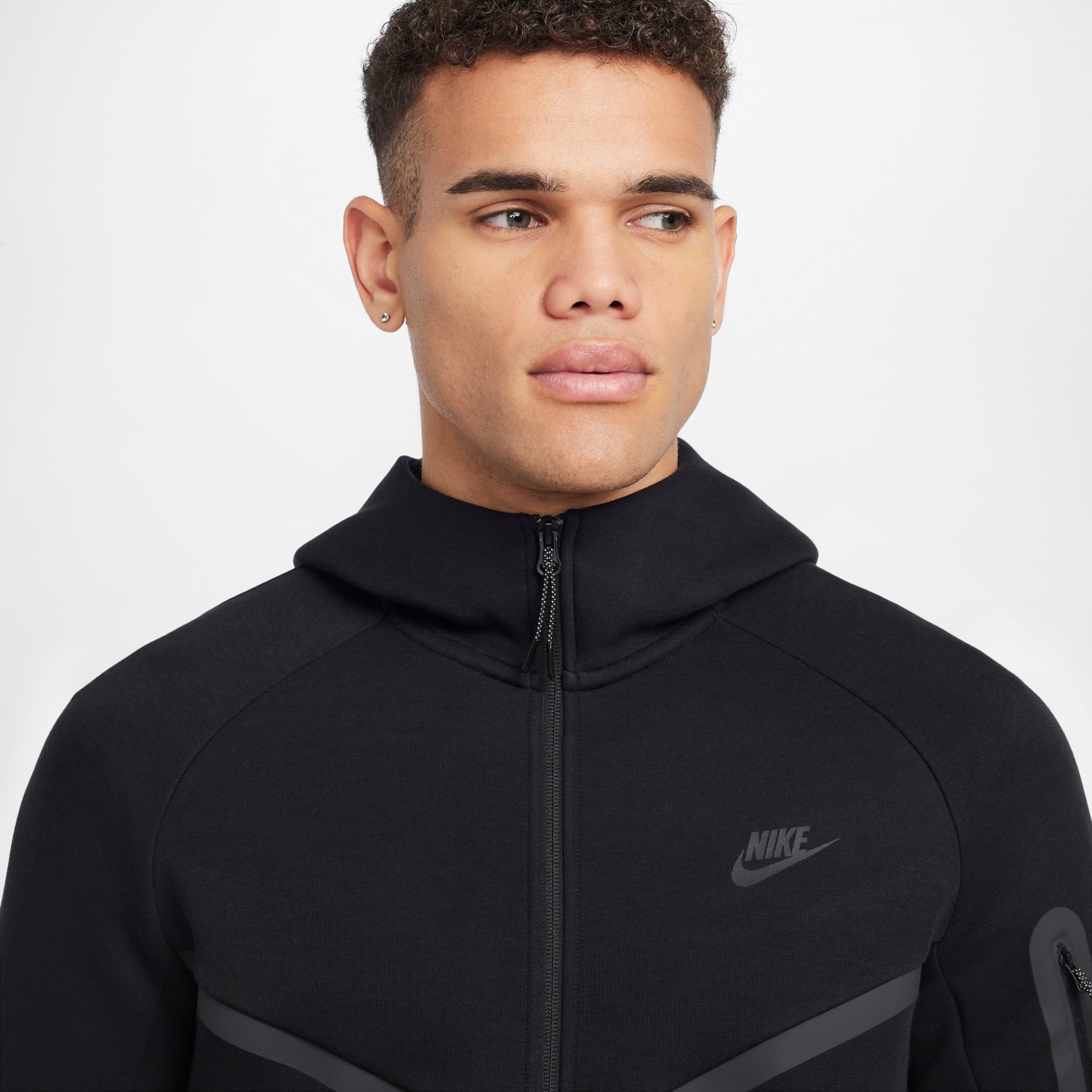 Jaqueta Nike Sportswear Tech Windrunner Masculina - Foto 3