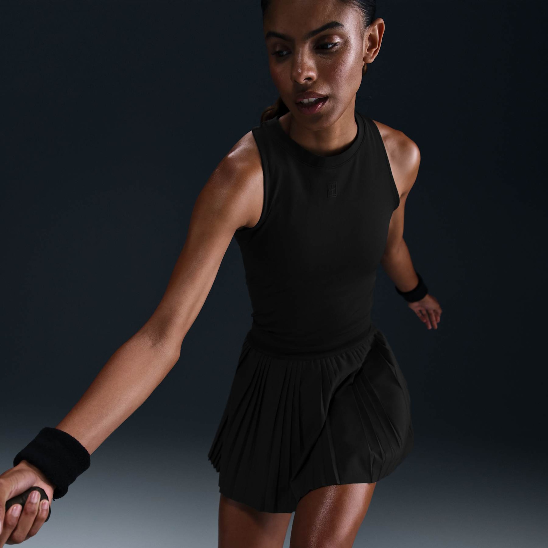 Saia Nike Court Dri-FIT Advantage Feminina - Foto 5