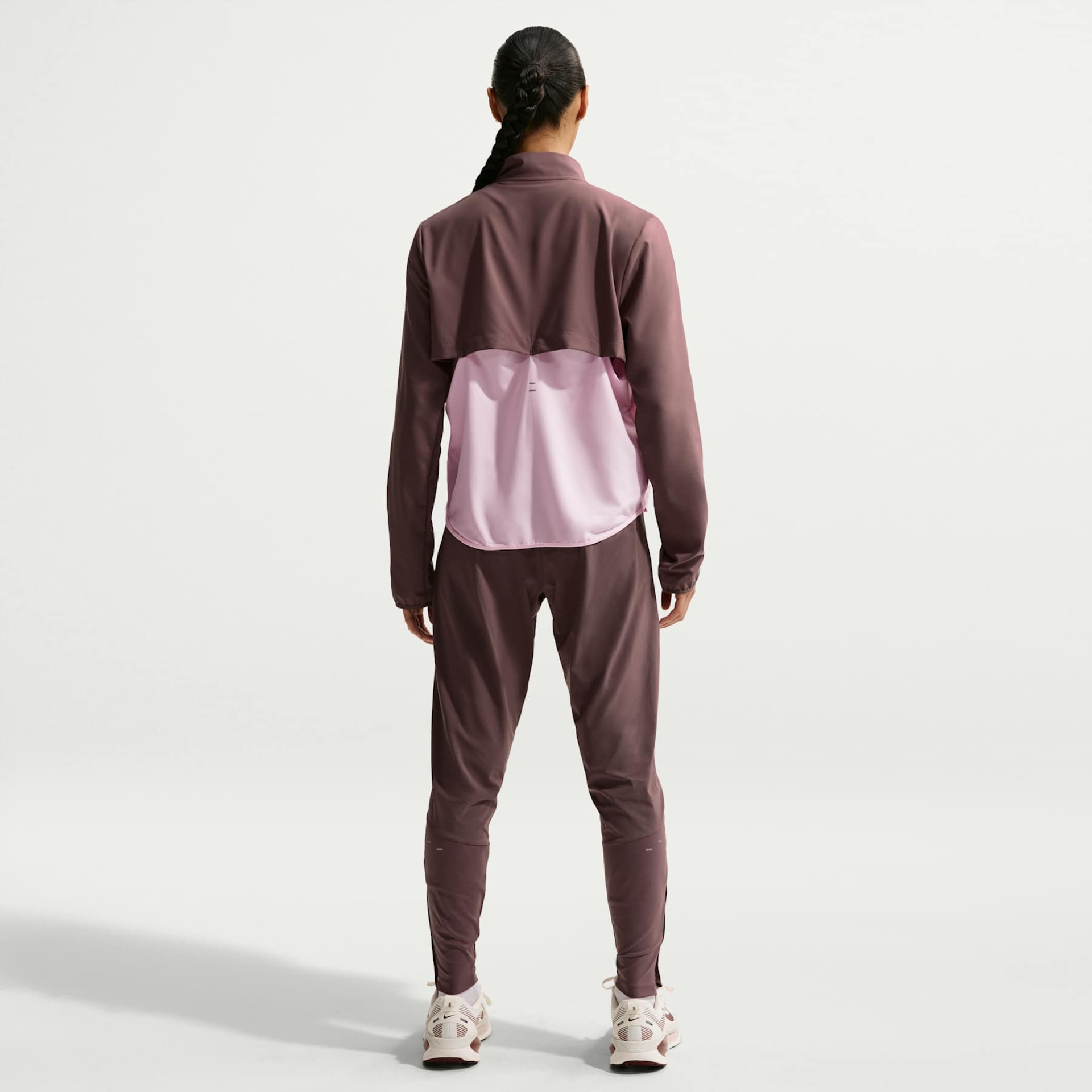 Jaqueta Dri-FIT Nike Swoosh Feminina - Foto 5