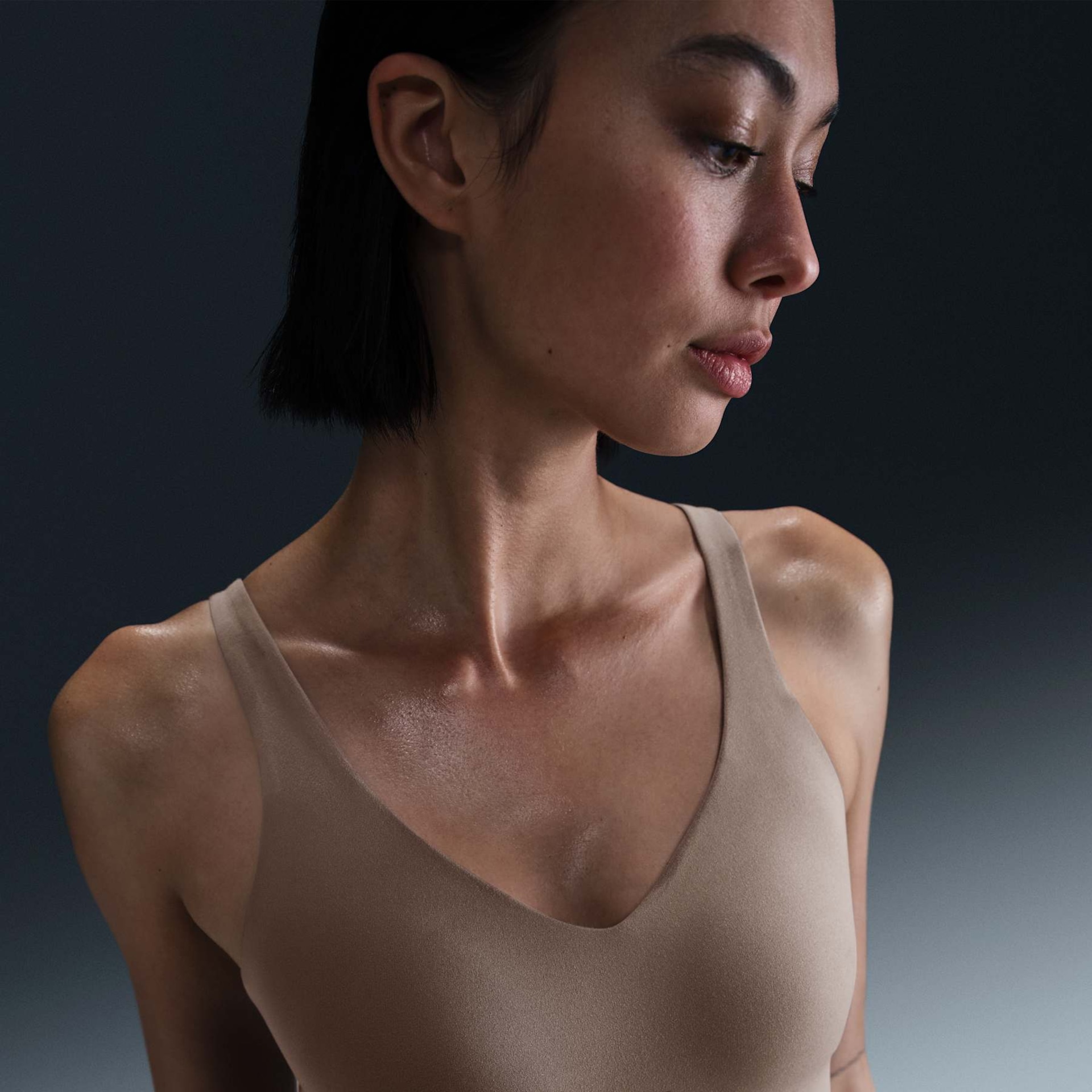 Top Nike Alate Feminino - Foto 1