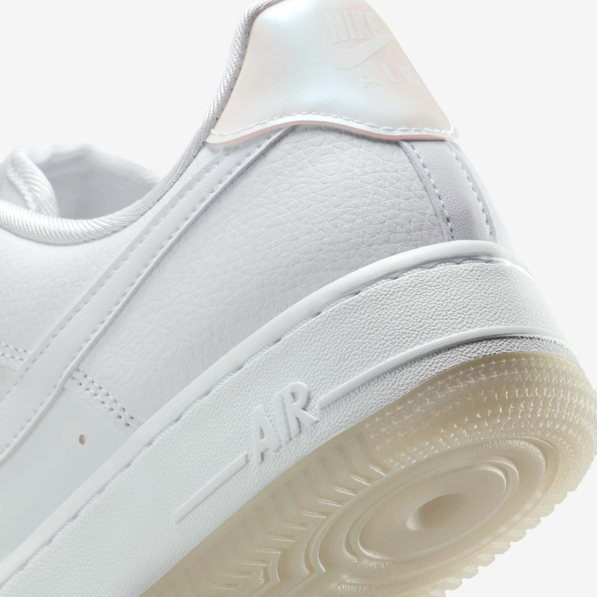 Tênis Nike Air Force 1 ’07 Mermaid Feminino - Foto 8