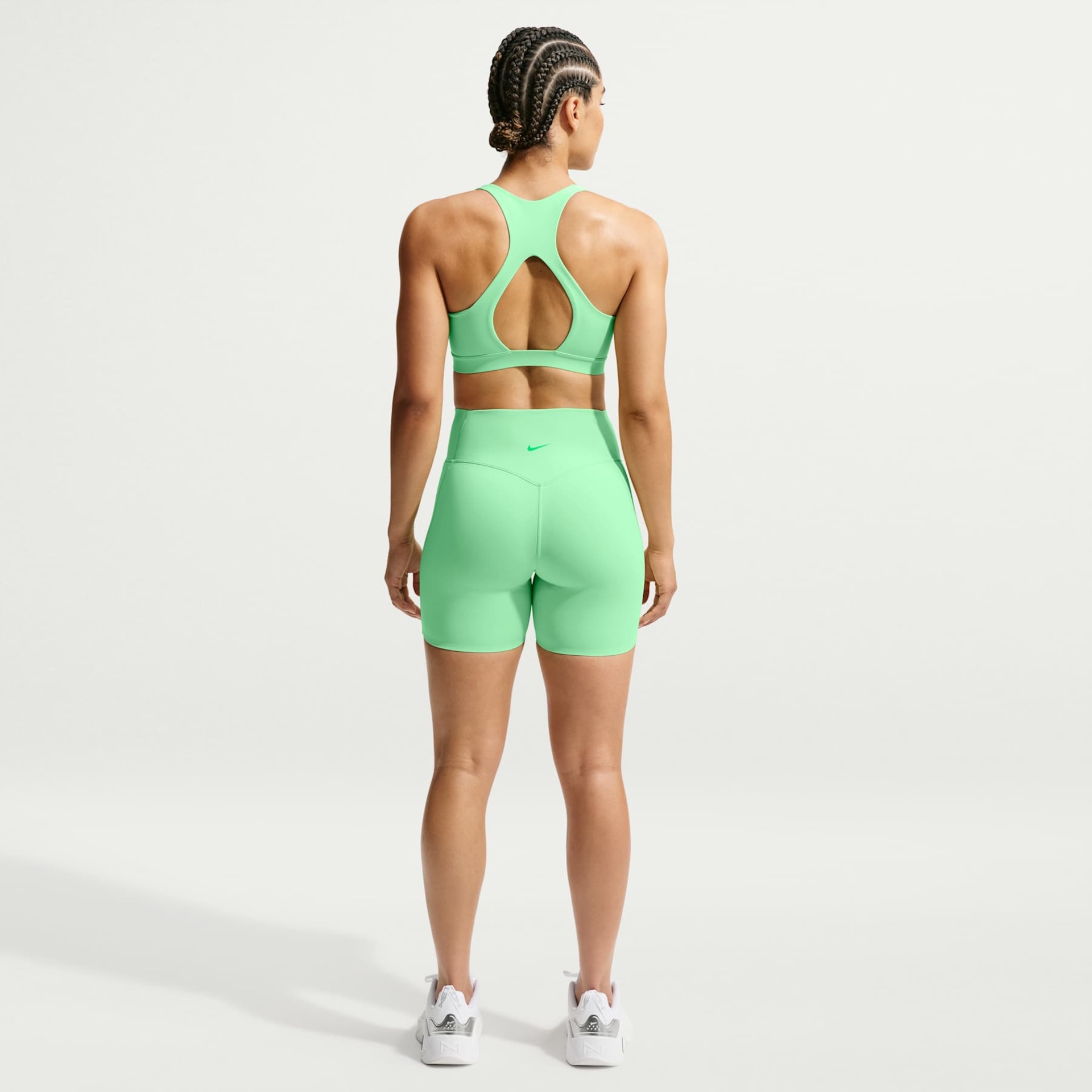 Shorts Nike Universa 5" Feminino - Foto 5