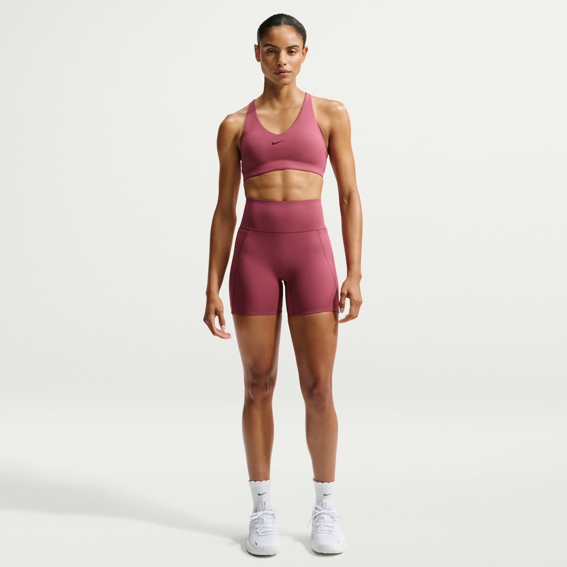 Shorts Nike Universa 5" Feminino - Foto 1