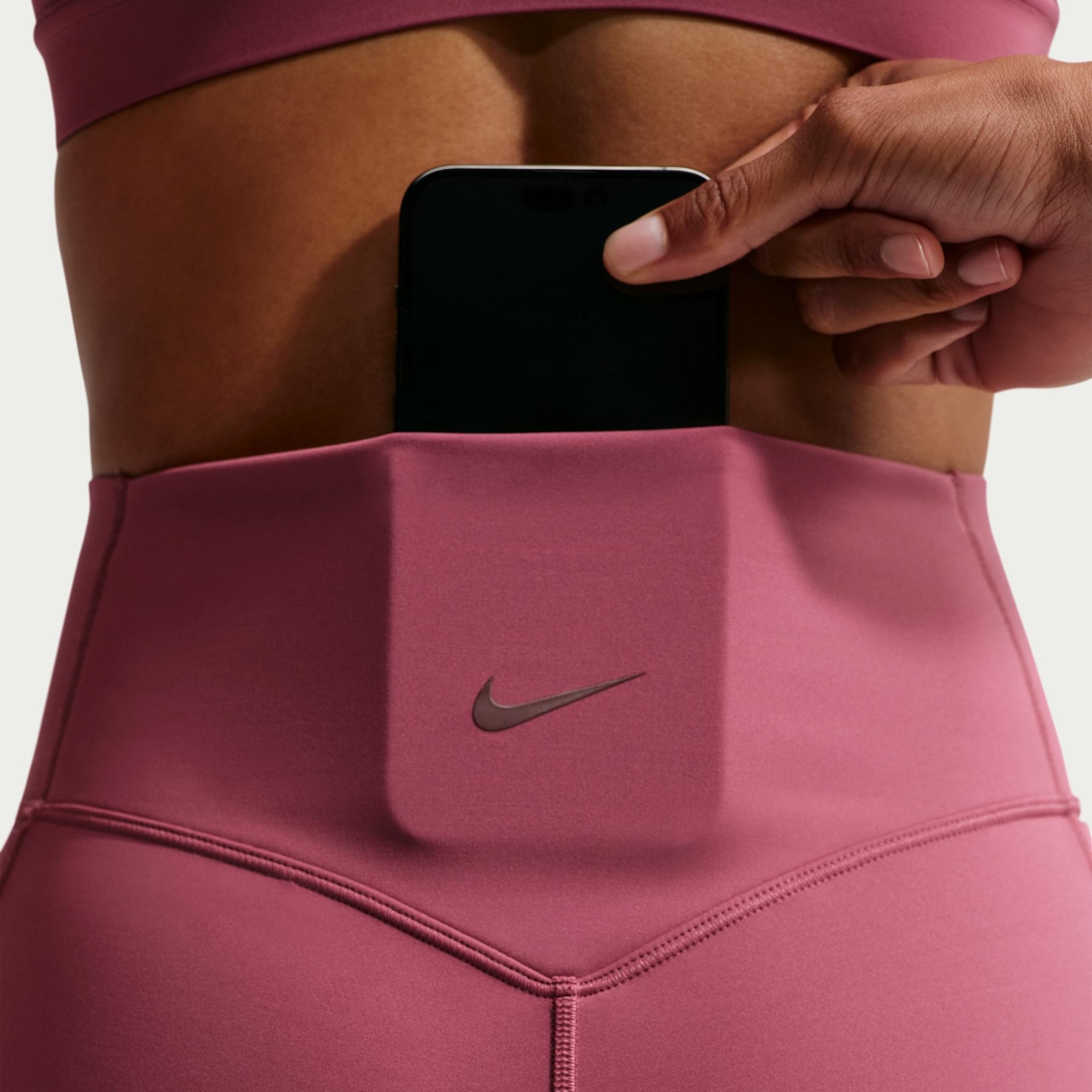 Shorts Nike Universa 5" Feminino - Foto 6