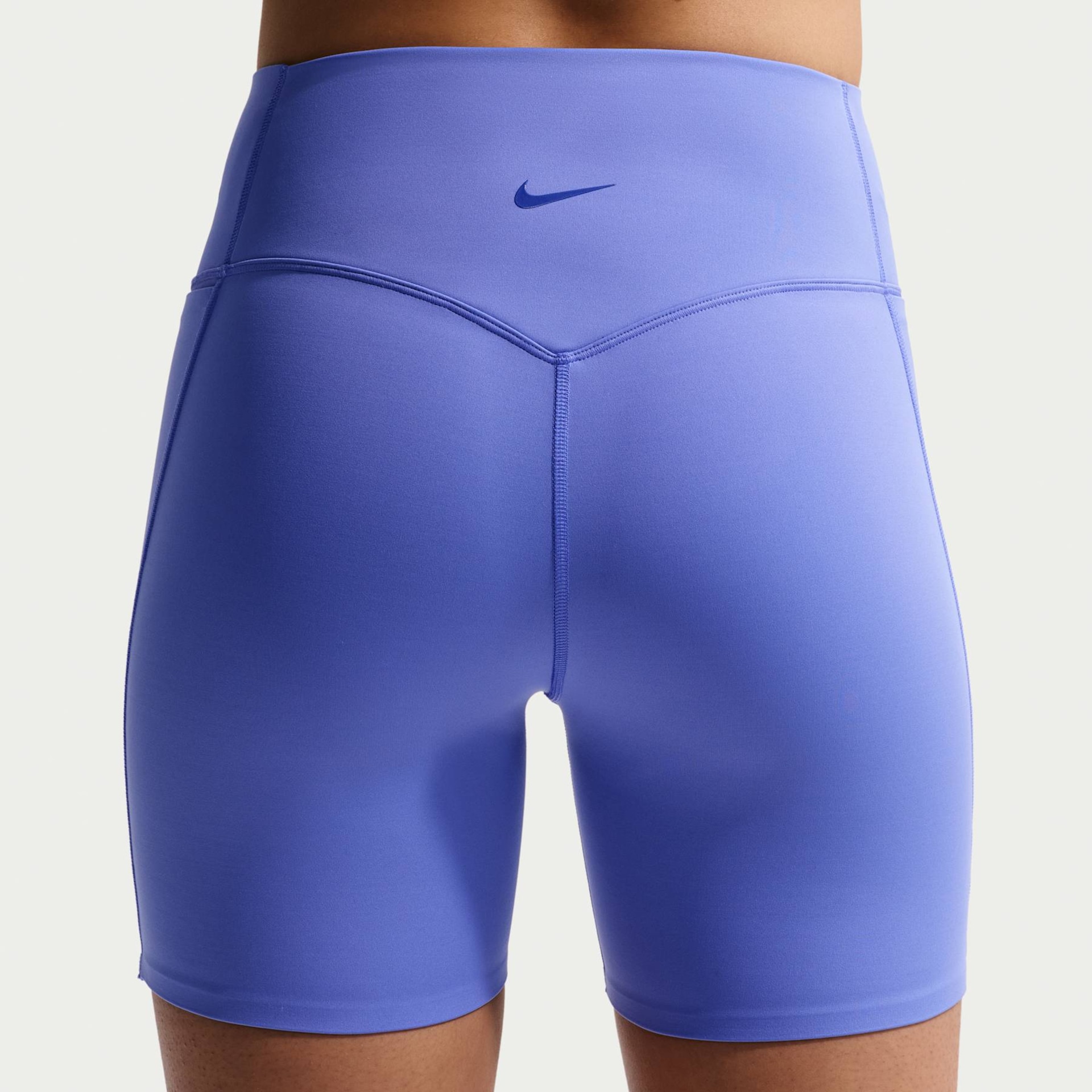 Shorts Nike Universa 5IN Feminino - Foto 3