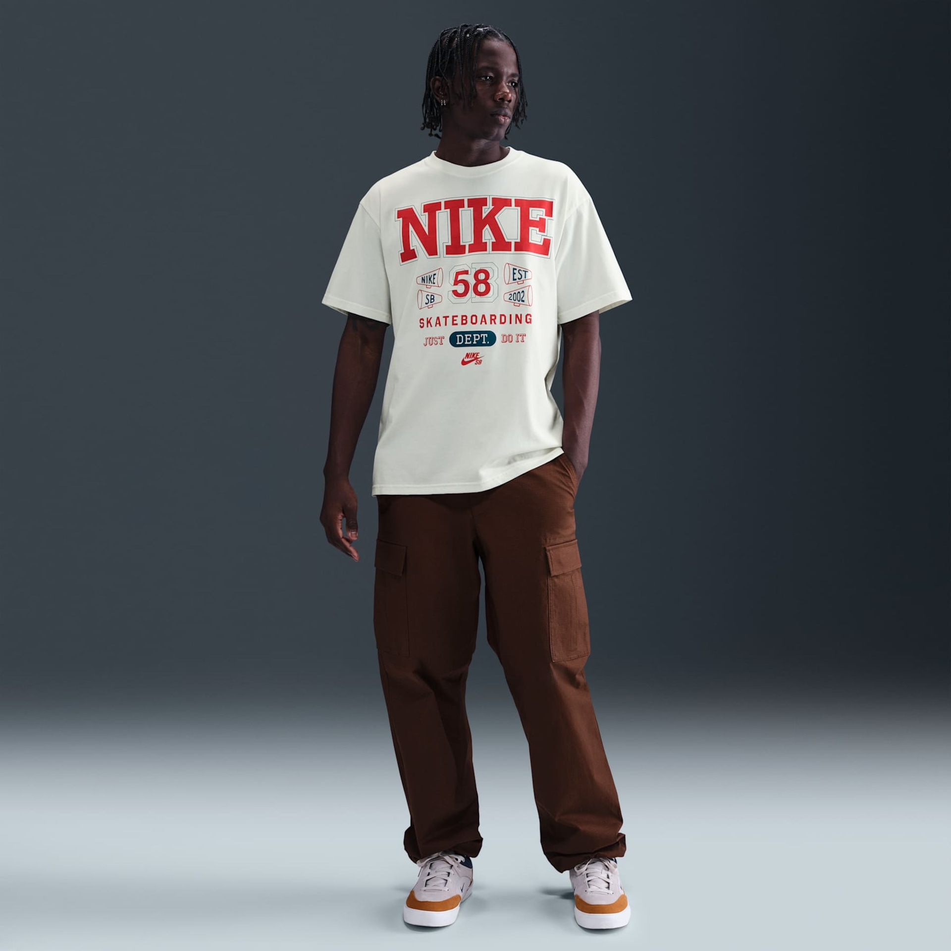 Camiseta Nike SB Athletics Unissex - Foto 4