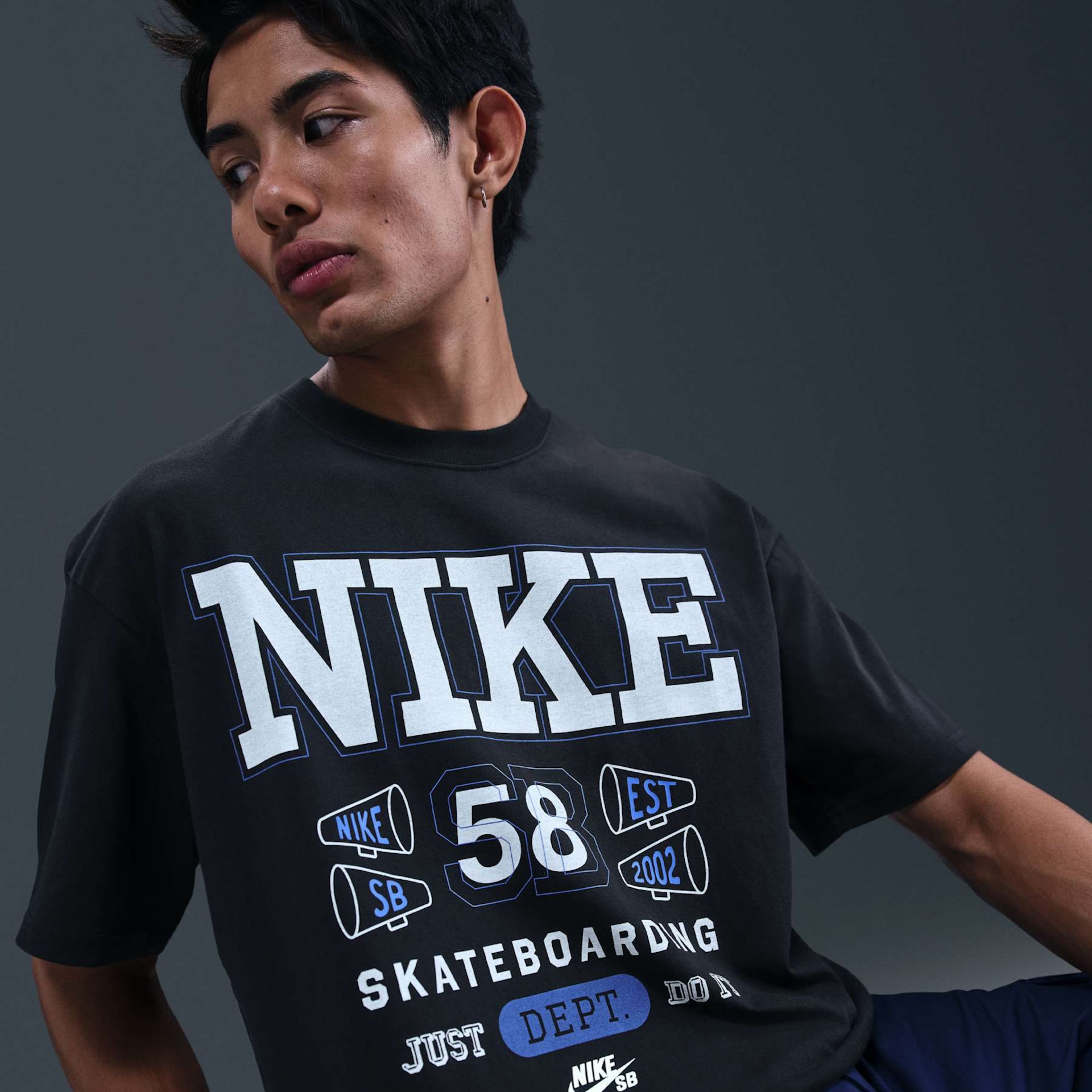 Camiseta Nike SB Athletics Unissex - Foto 3