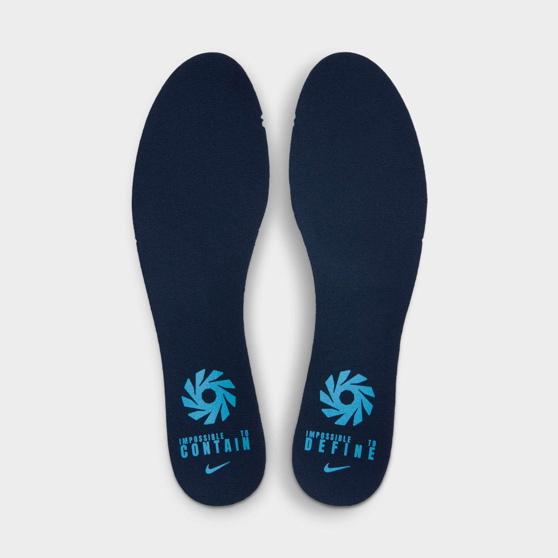 Chuteira Campo Erling Haaland Nike Phantom 6 Academy - Foto 10
