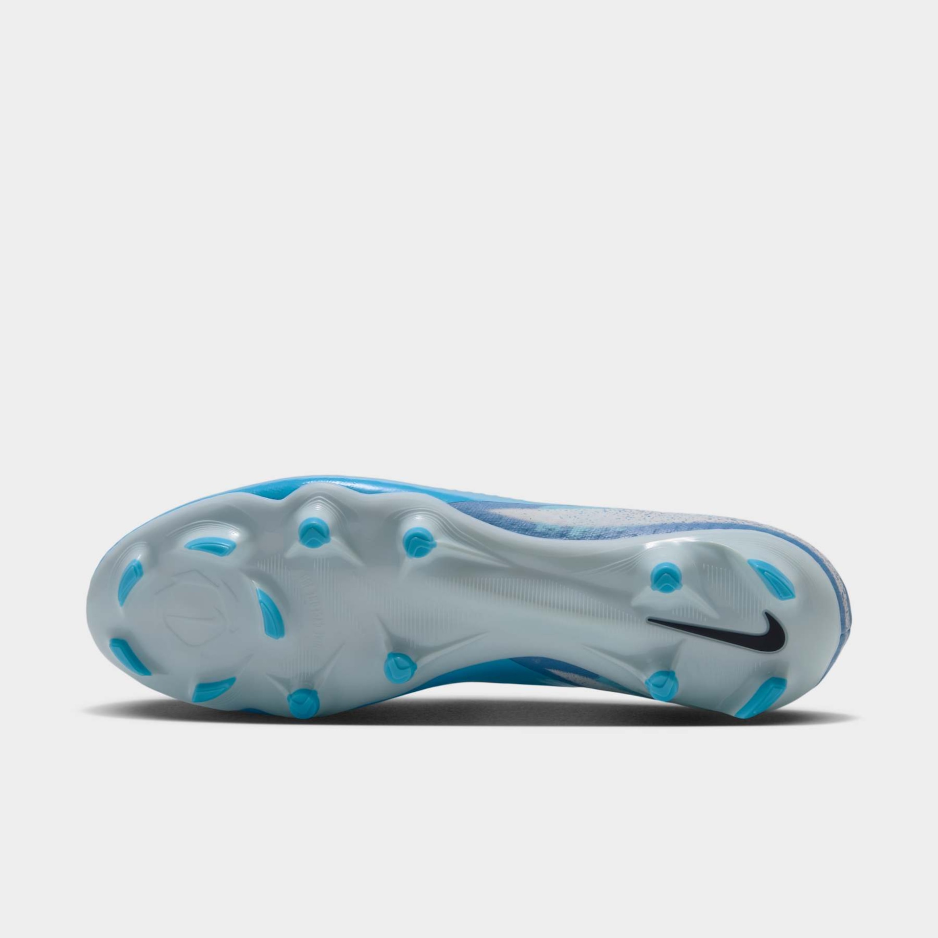 Chuteira Campo Erling Haaland Nike Phantom 6 Academy - Foto 2