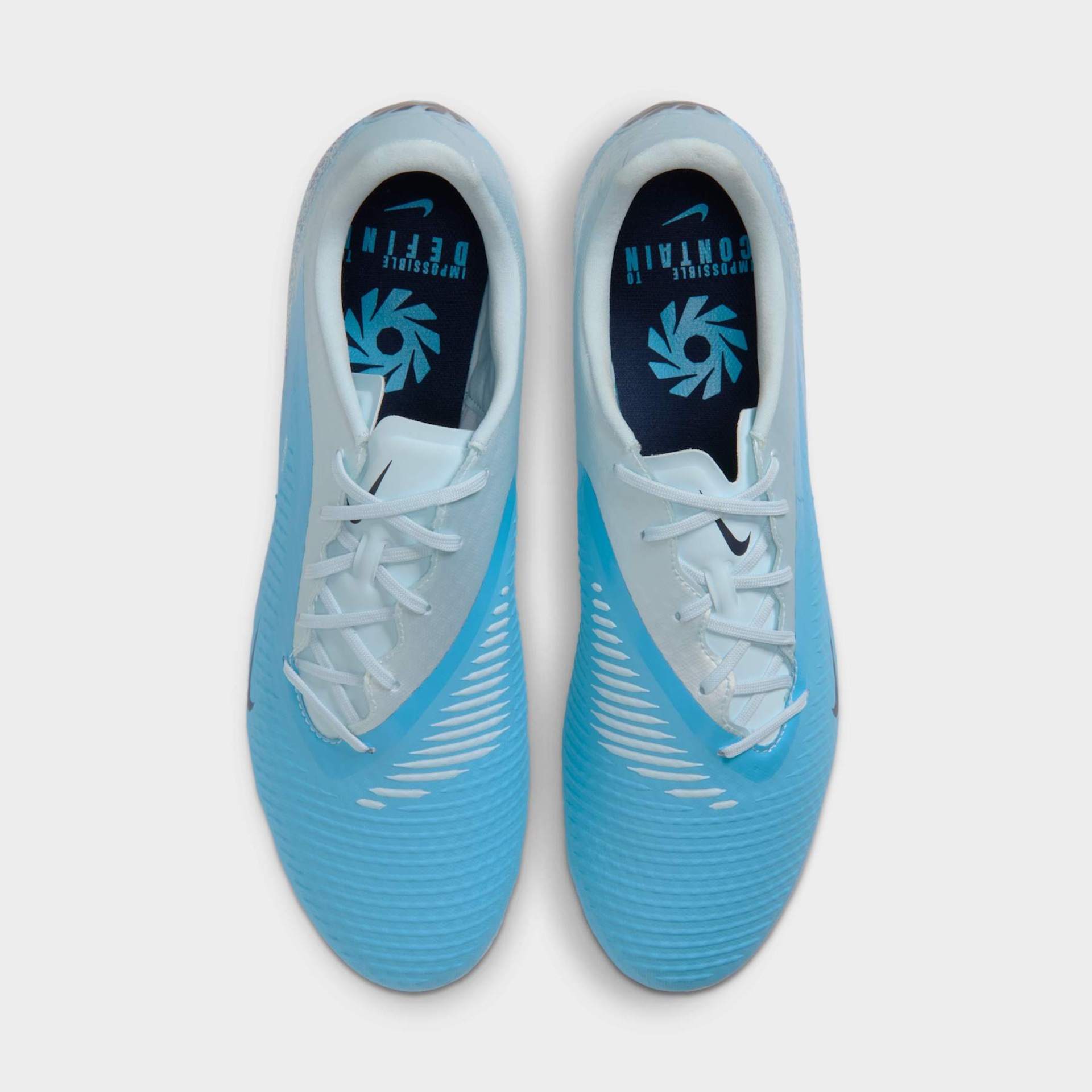 Chuteira Campo Erling Haaland Nike Phantom 6 Academy - Foto 4
