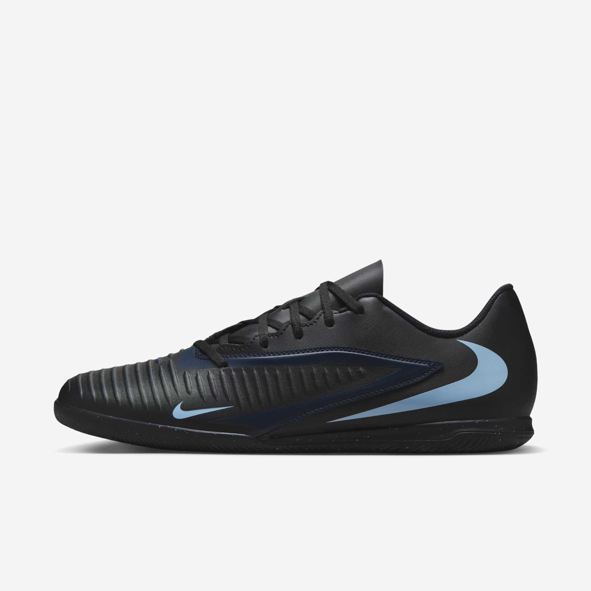 Chuteira Futsal Nike Phantom 6 Club - Foto 1