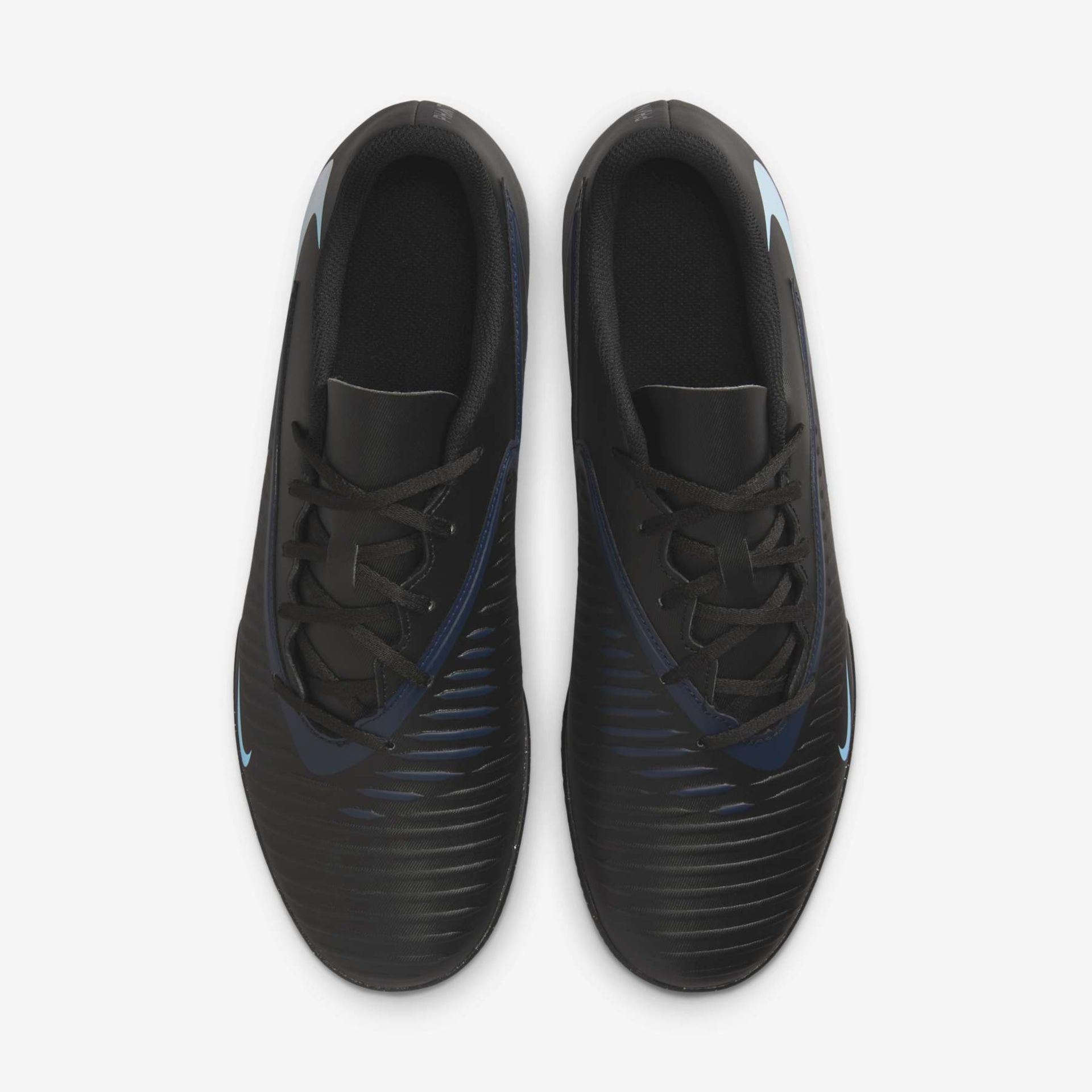 Chuteira Futsal Nike Phantom 6 Club - Foto 4
