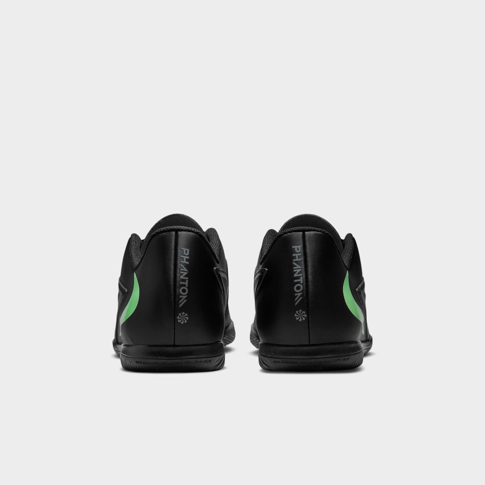 Chuteira Futsal Nike Phantom 6 Club Low - Foto 6