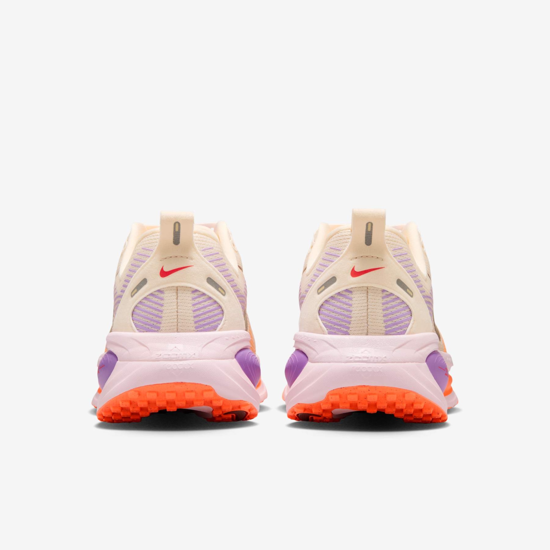 Tênis Nike Vomero 18 Feminino - Foto 6