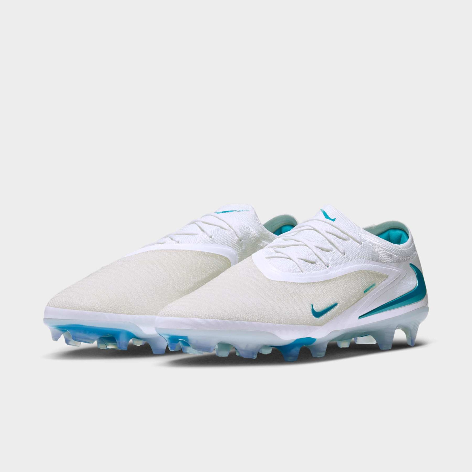 Chuteira Campo Nike Phantom 6 Elite Low - Foto 5