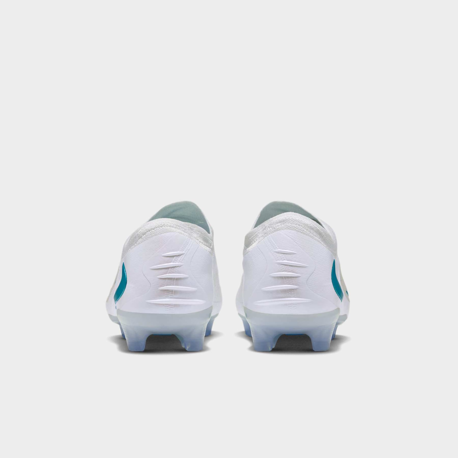 Chuteira Campo Nike Phantom 6 Elite Low - Foto 6
