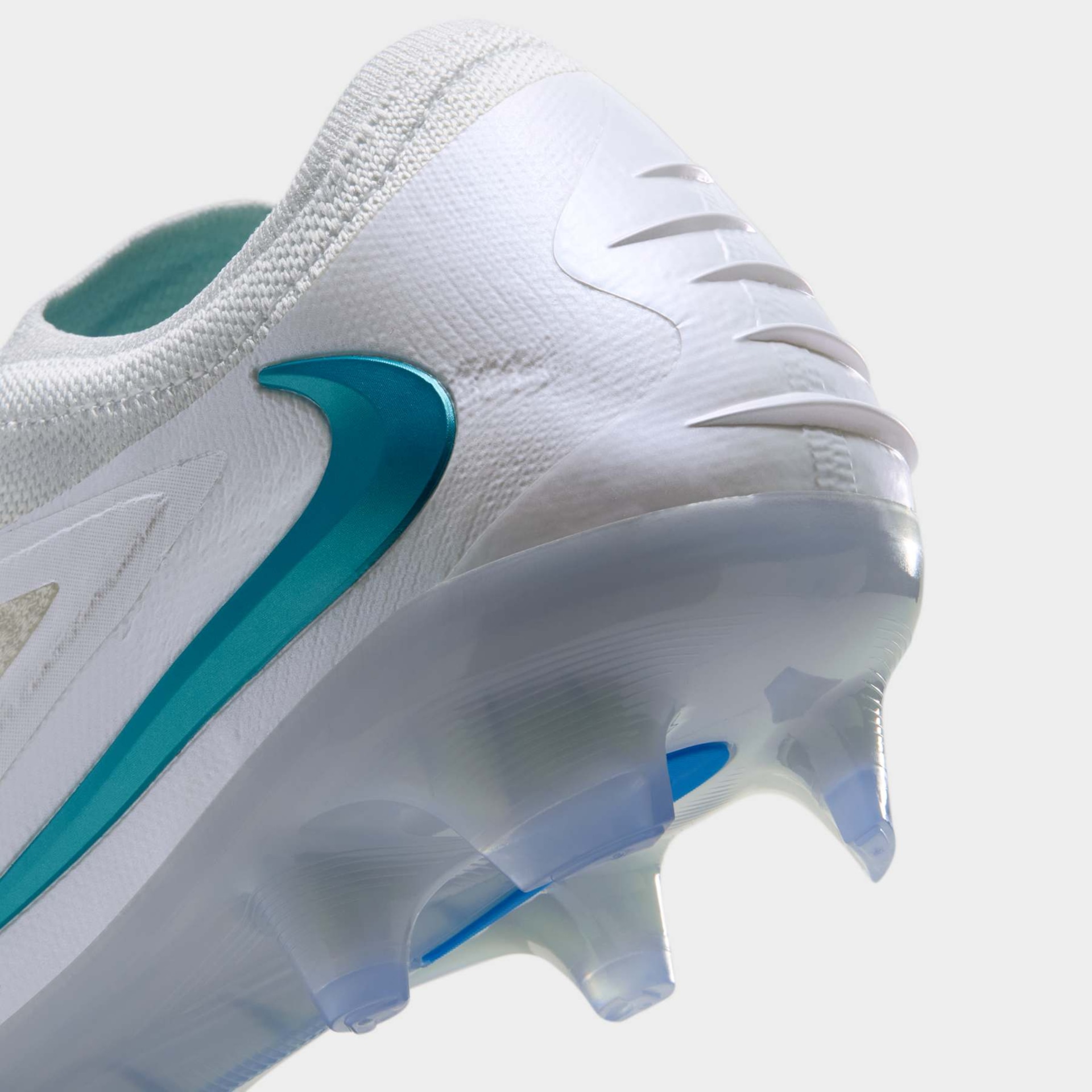 Chuteira Campo Nike Phantom 6 Elite Low - Foto 9