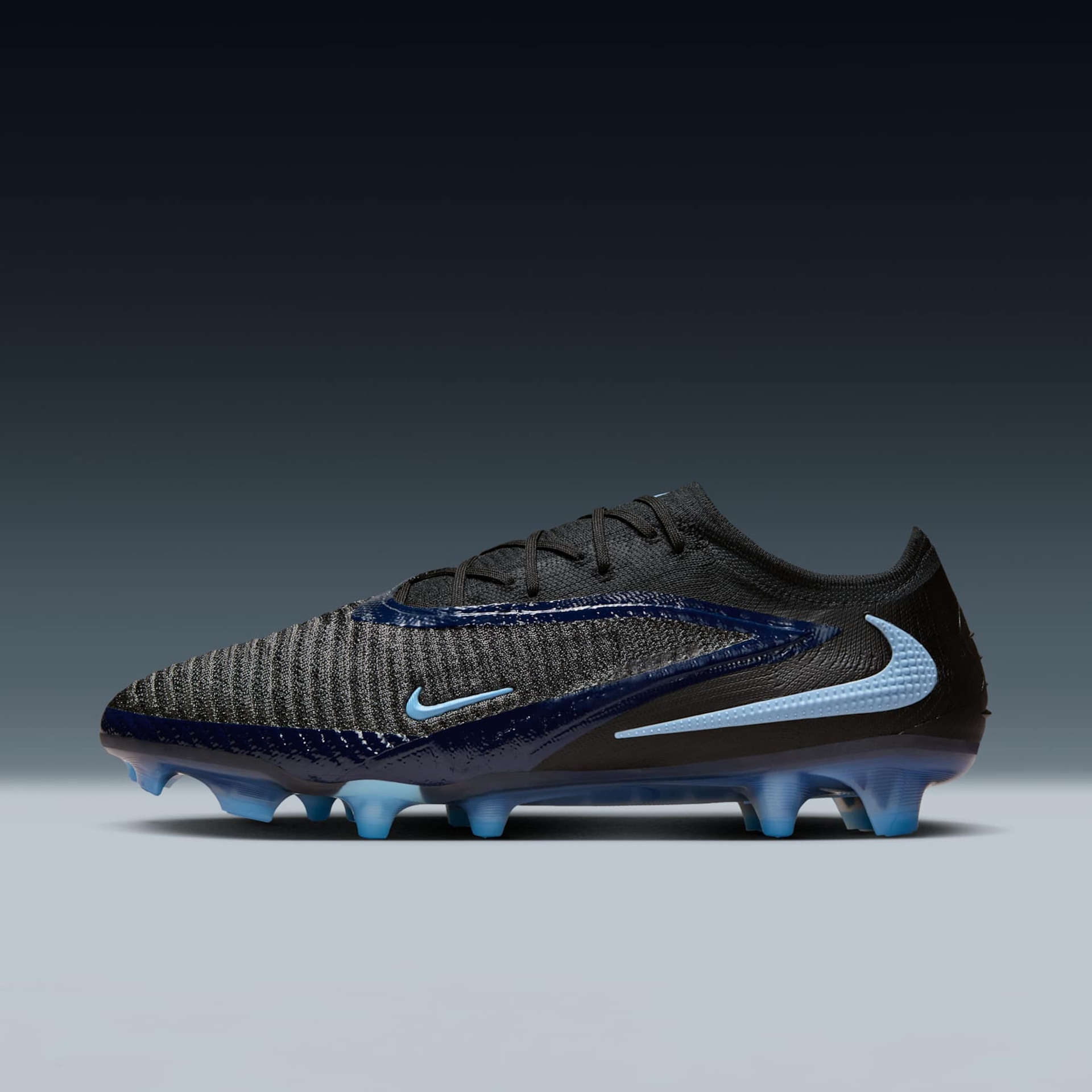 Imagem principal de Chuteira Campo Nike Phantom 6 Elite