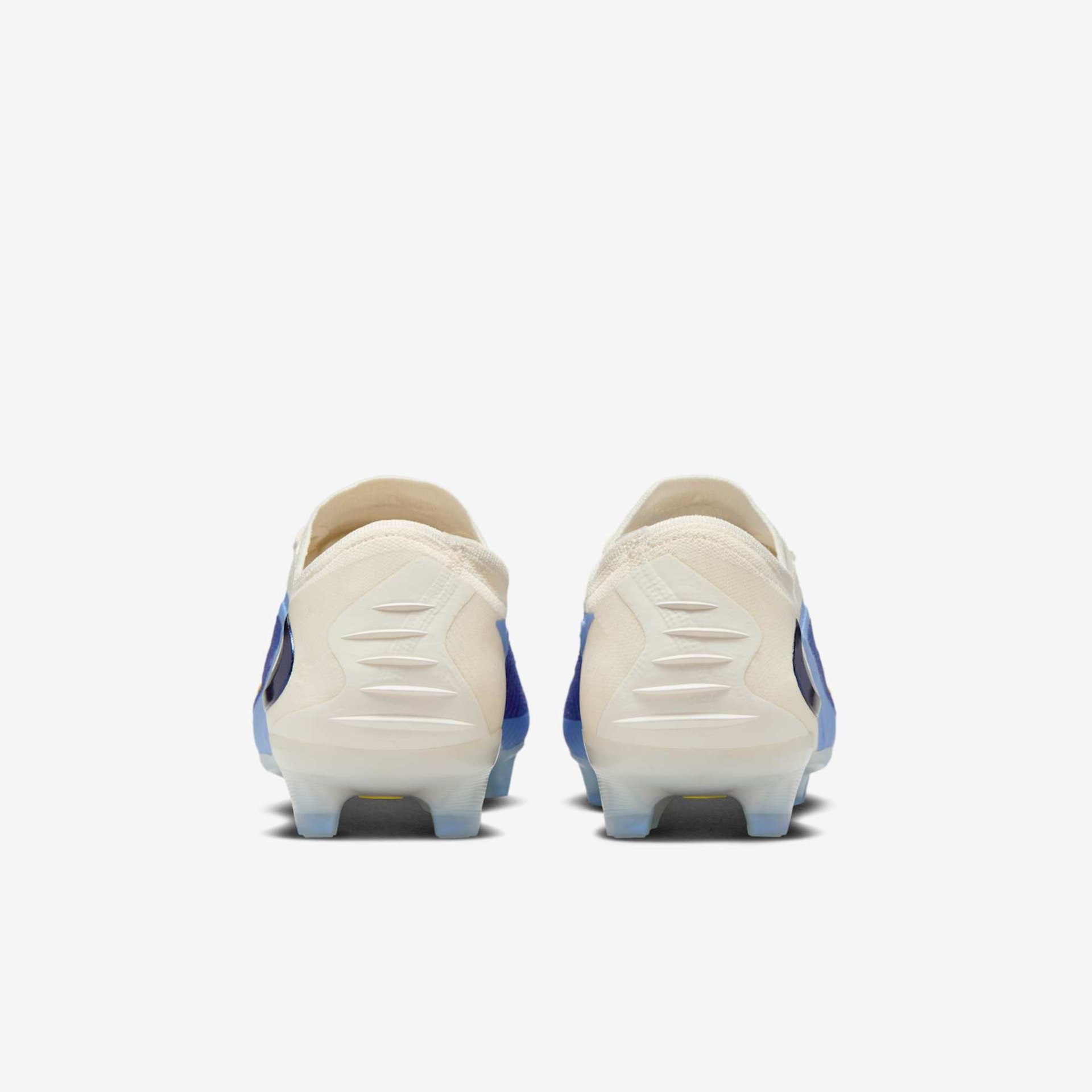 Chuteira Campo Nike Phantom 6 Elite LV8  - Foto 6