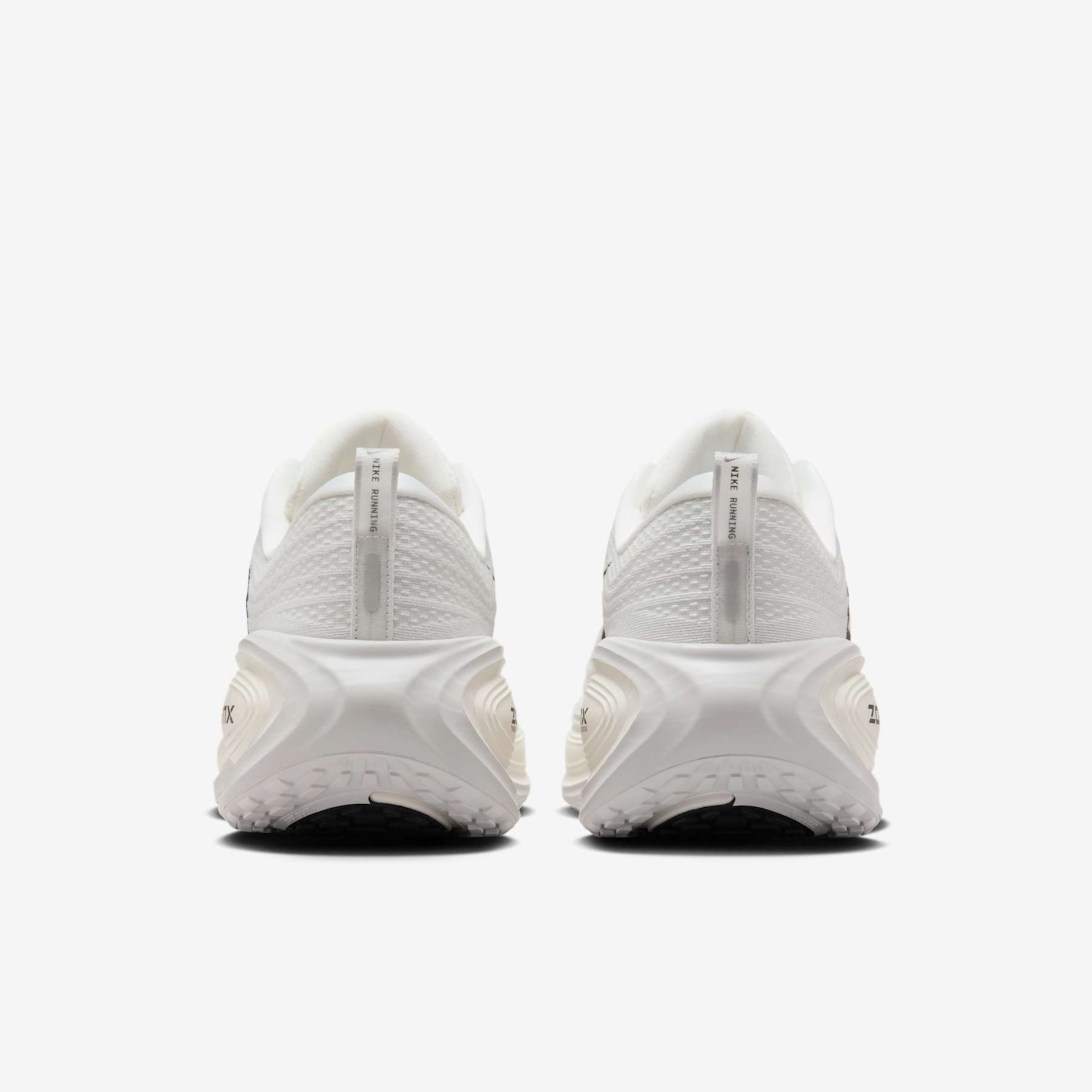 Tênis Nike Vomero 18 Plus Masculino - Foto 6