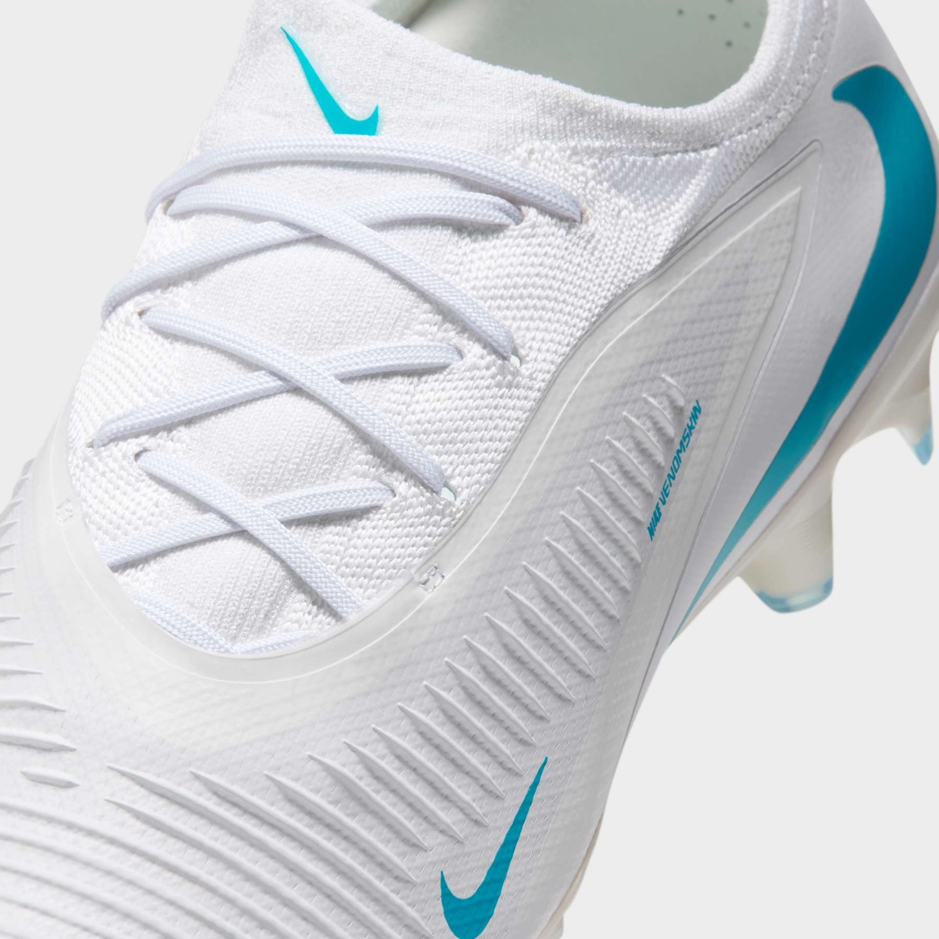 Chuteira Campo Nike Phantom 6 Pro Low - Foto 8