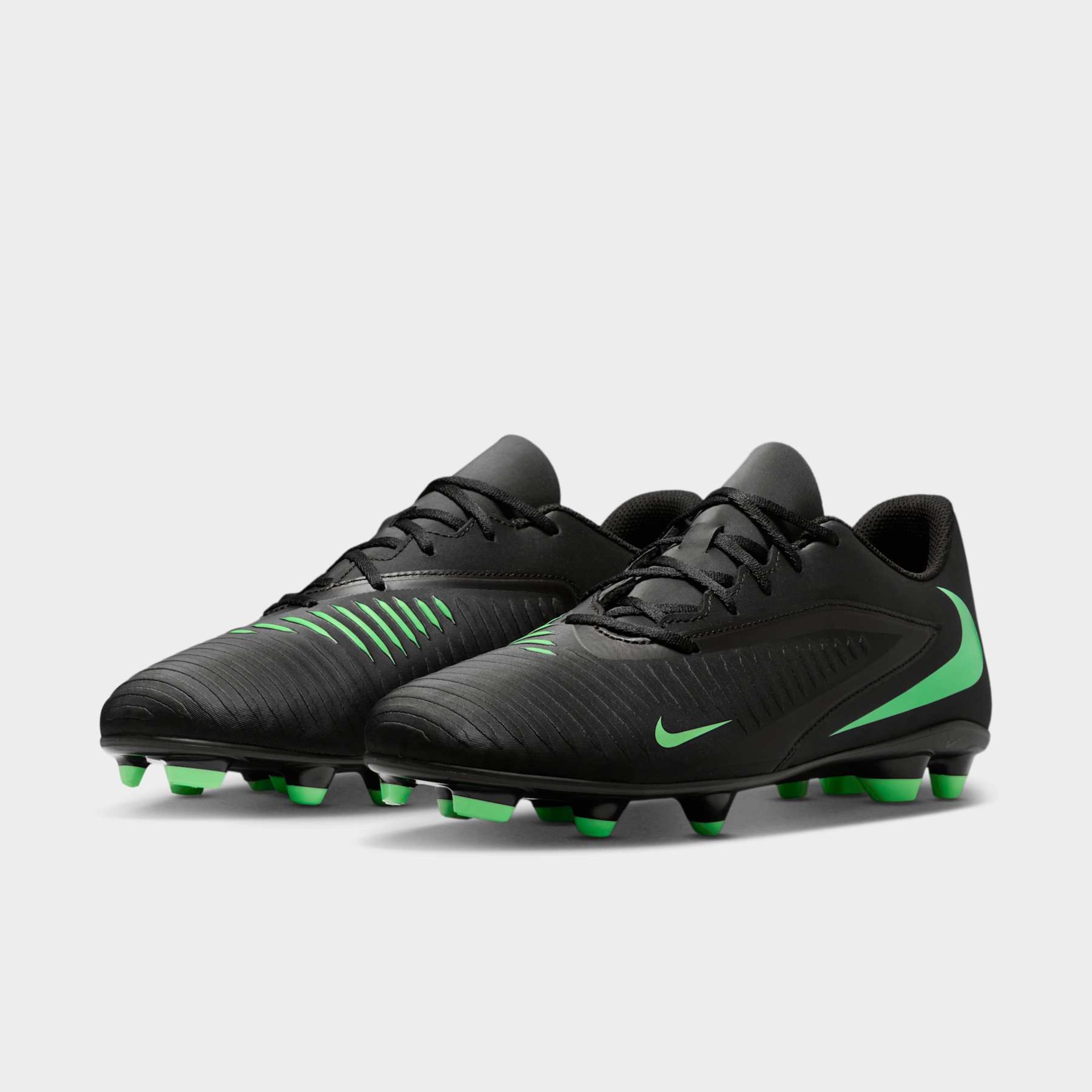 Chuteira Campo Nike Phantom 6 Club - Foto 5