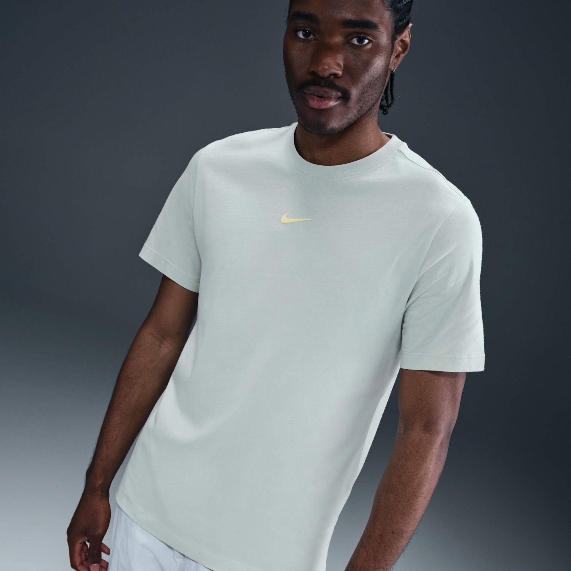 Camiseta Nike Sportswear Unissex - Foto 1