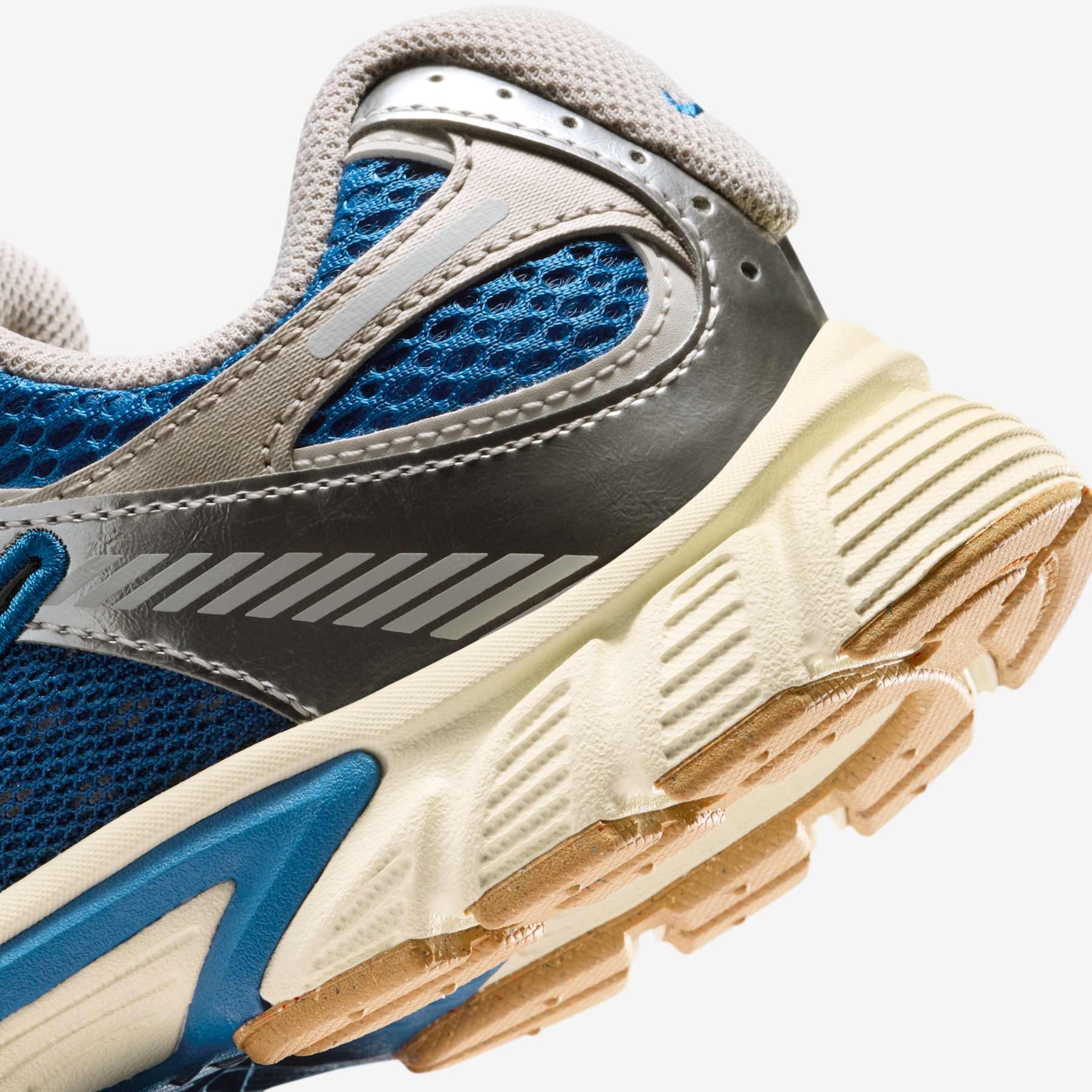 Tênis Nike V5 Runner Infantil - Foto 8