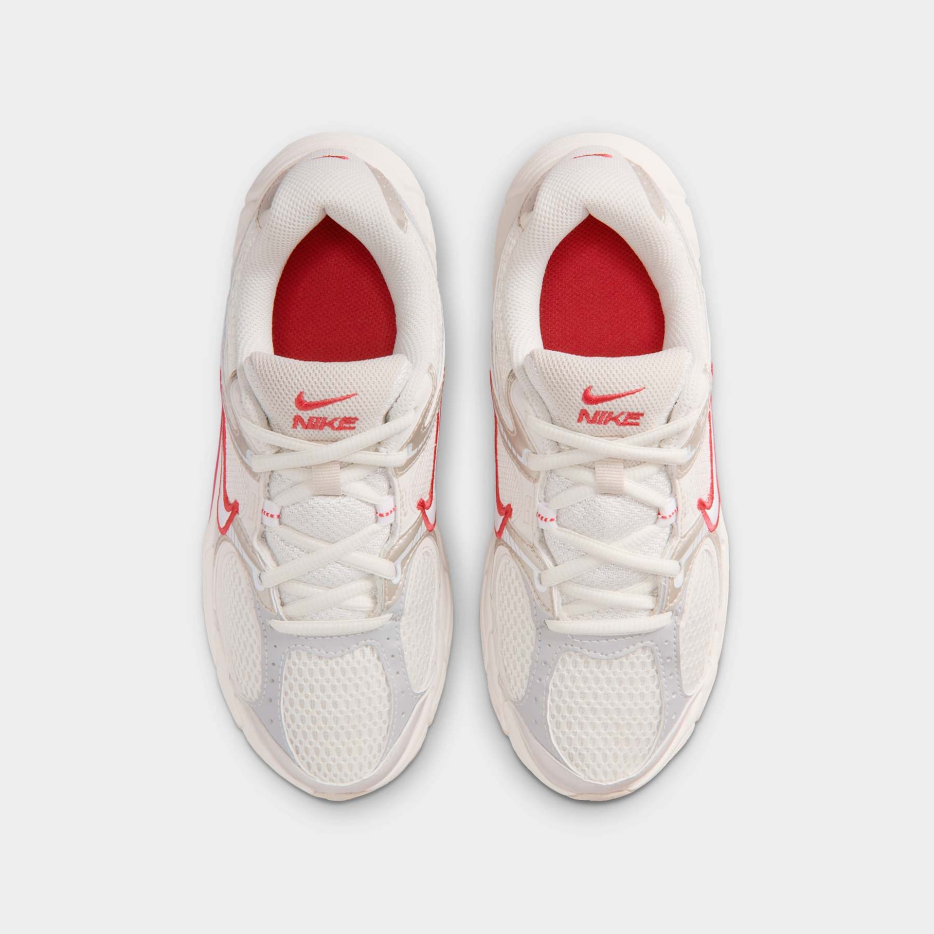 Tênis Nike V5 Runner Infantil - Foto 4