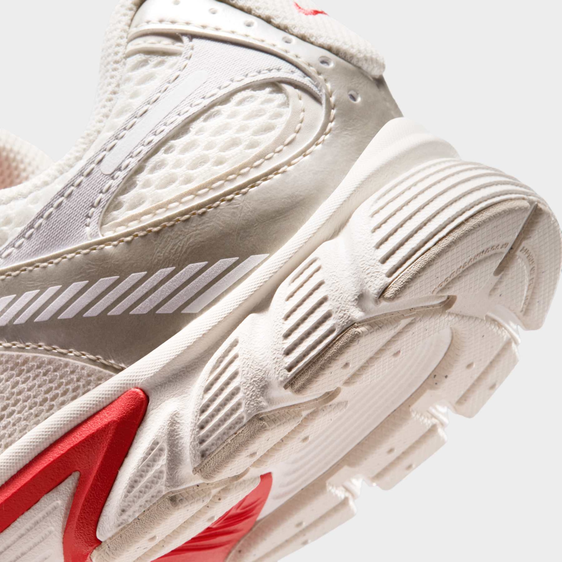 Tênis Nike V5 Runner Infantil - Foto 8