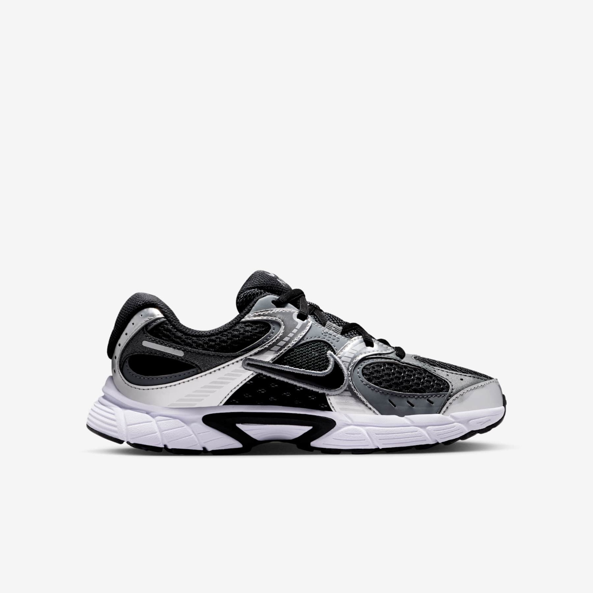 Tênis Nike V5 Runner Infantil - Foto 3