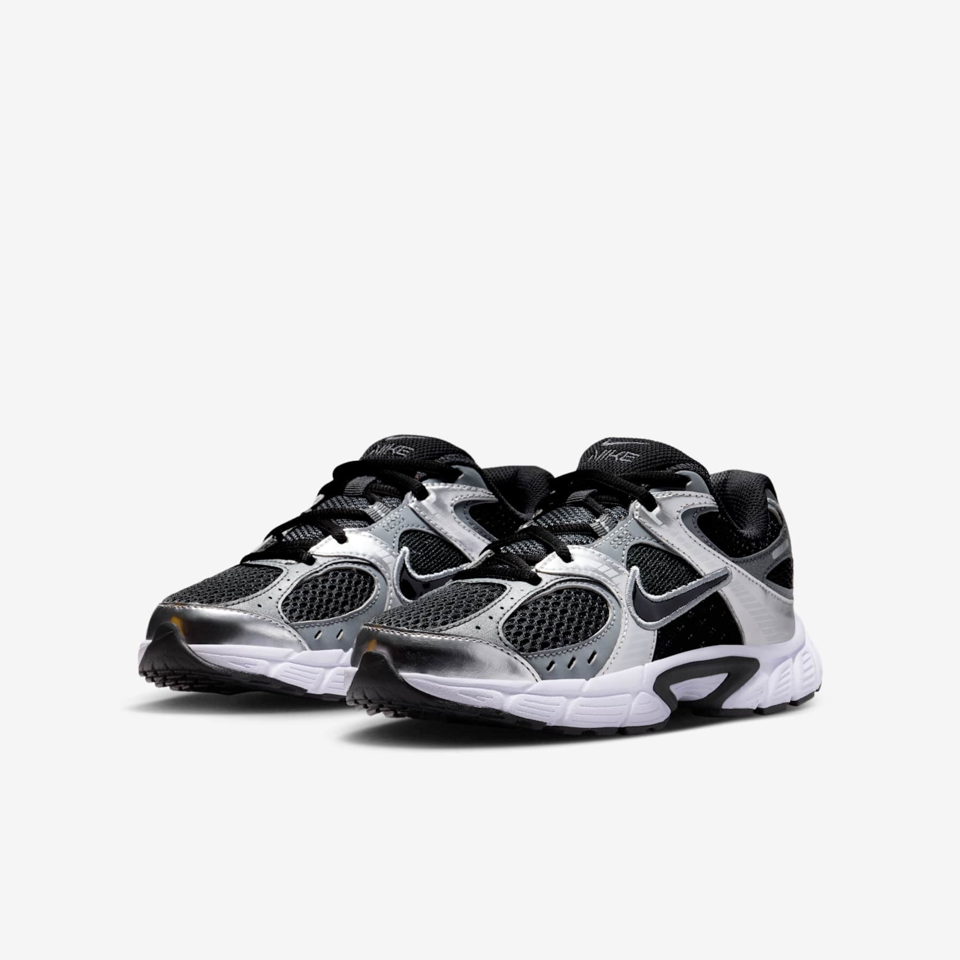 Tênis Nike V5 Runner Infantil - Foto 5