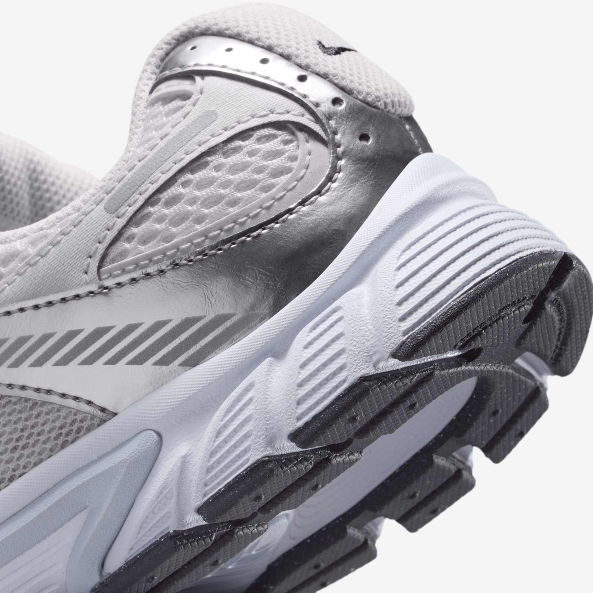 Tênis Nike V5 Runner Infantil - Foto 8